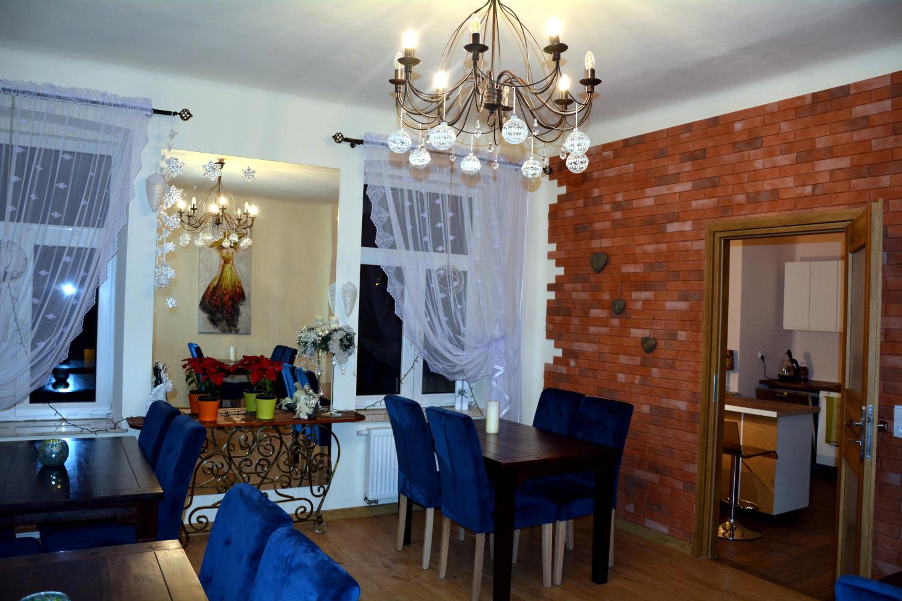 Single Room with Bathroom photo 2