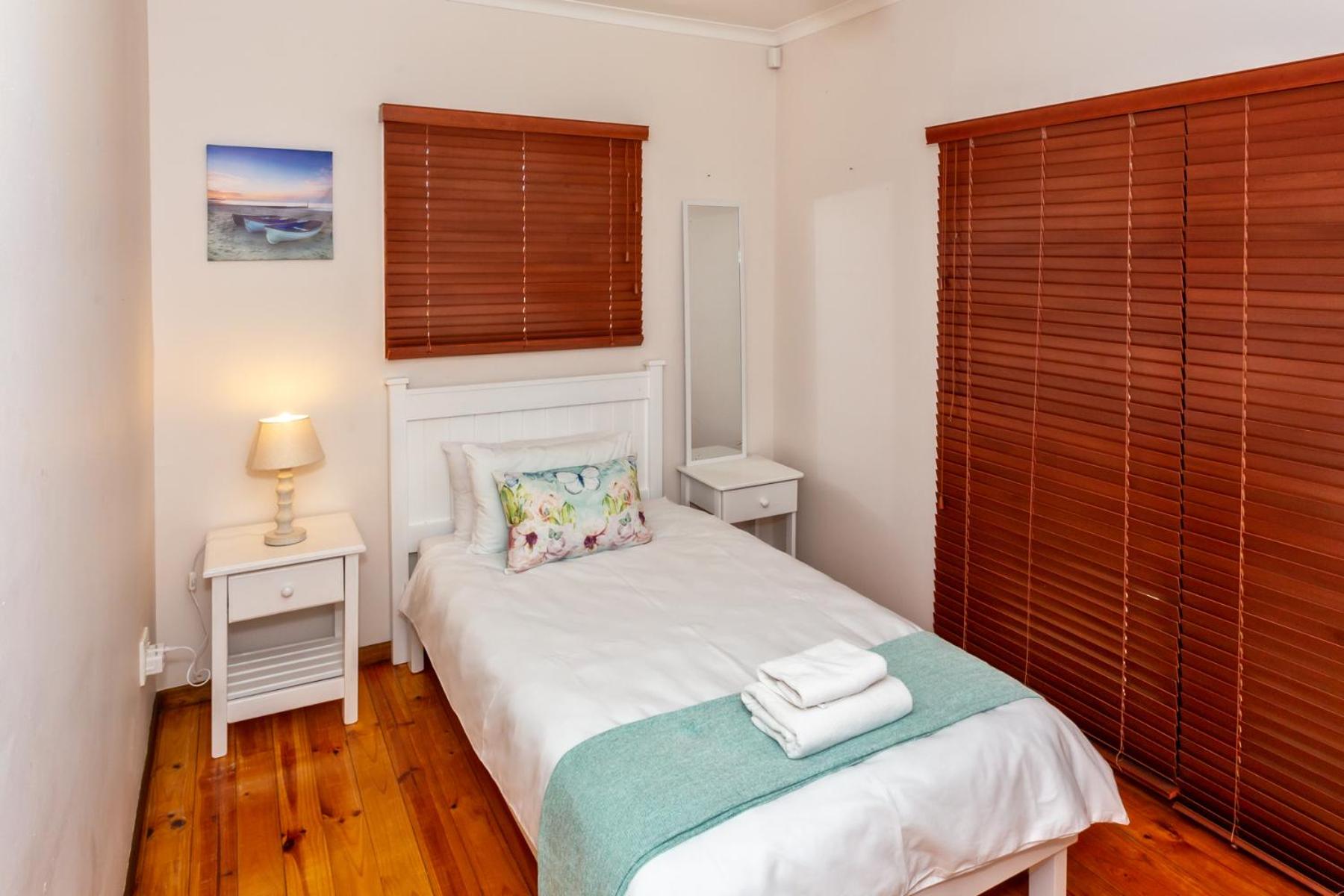 Four-Bedroom House photo 1