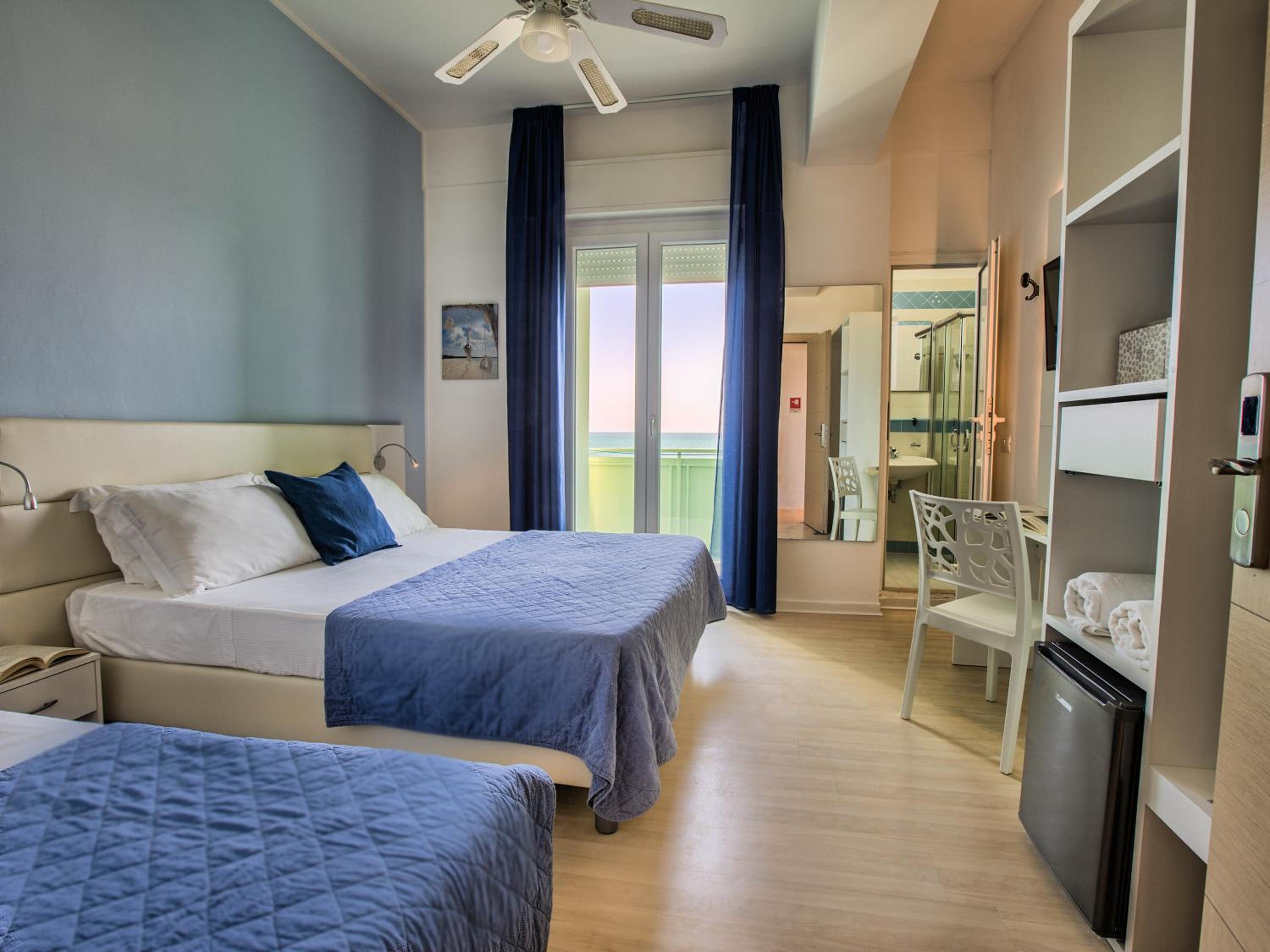 Superior Triple Room with Sea View photo 1