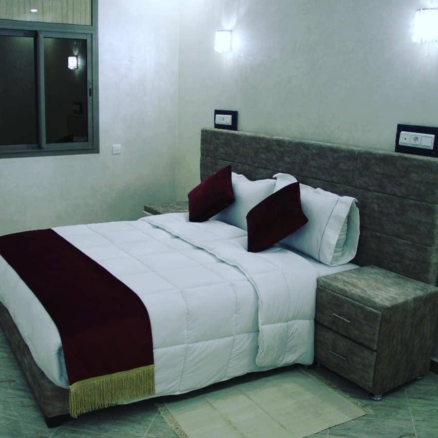 Deluxe Double Room - Photo 21