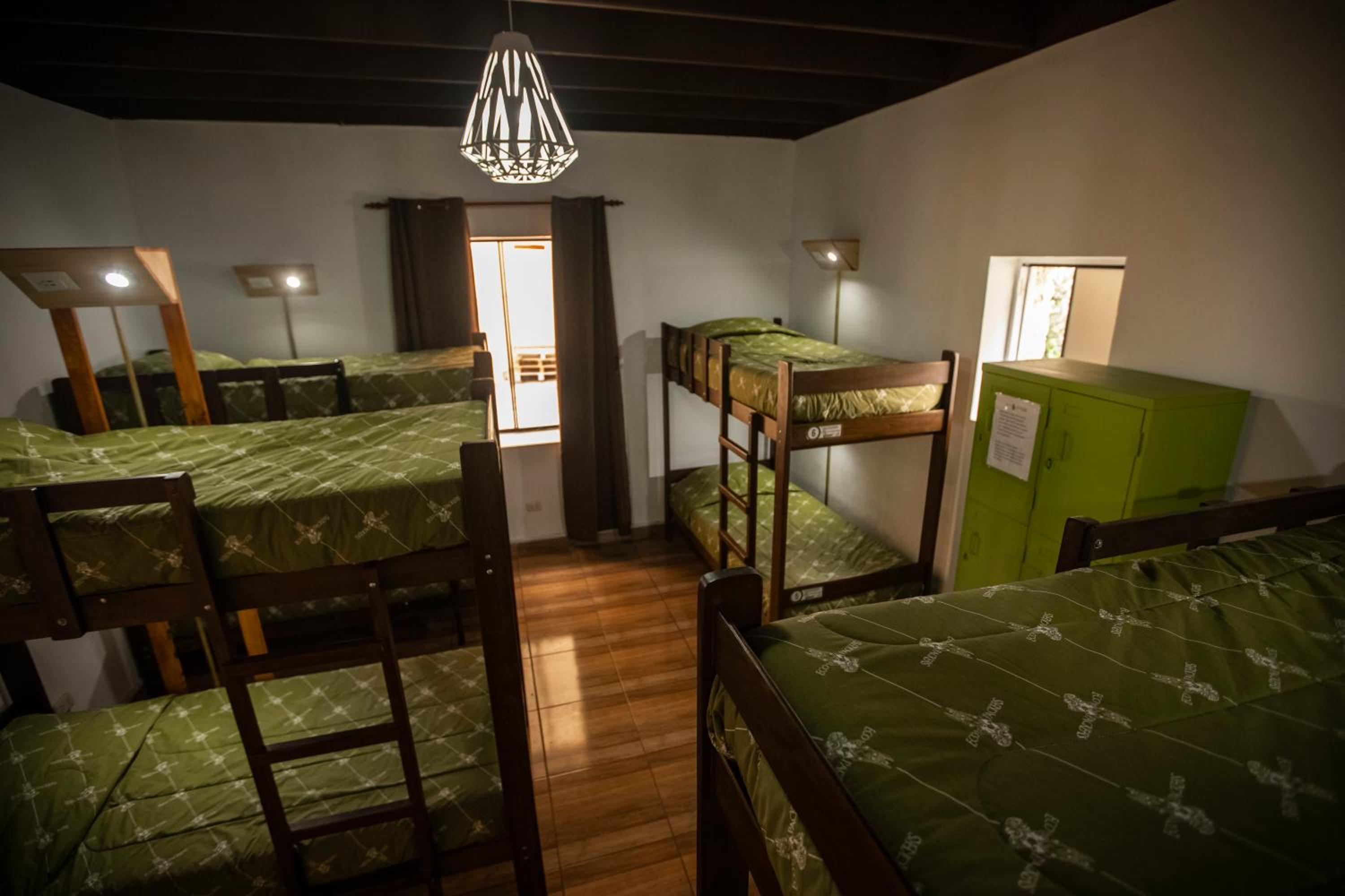 Bed in 6-Bed Dormitory Room photo 3