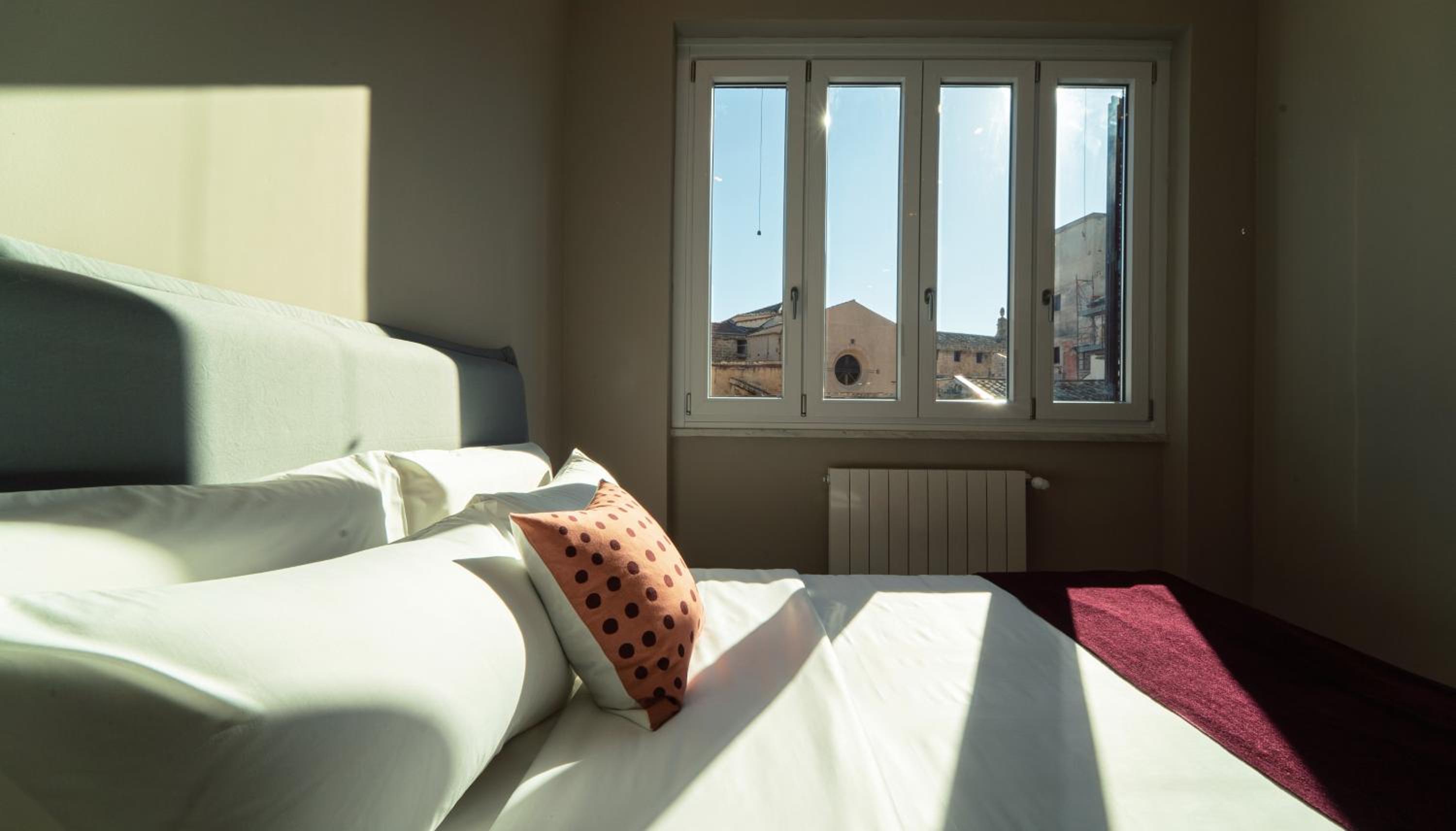 Deluxe Double Room - Photo 4