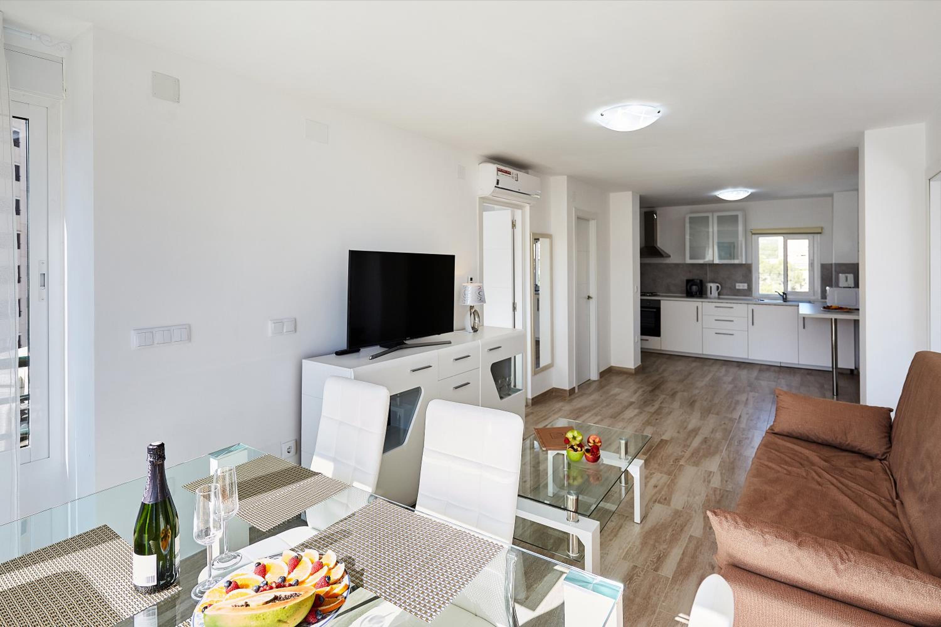 Deluxe Apartment with Sea View photo 2