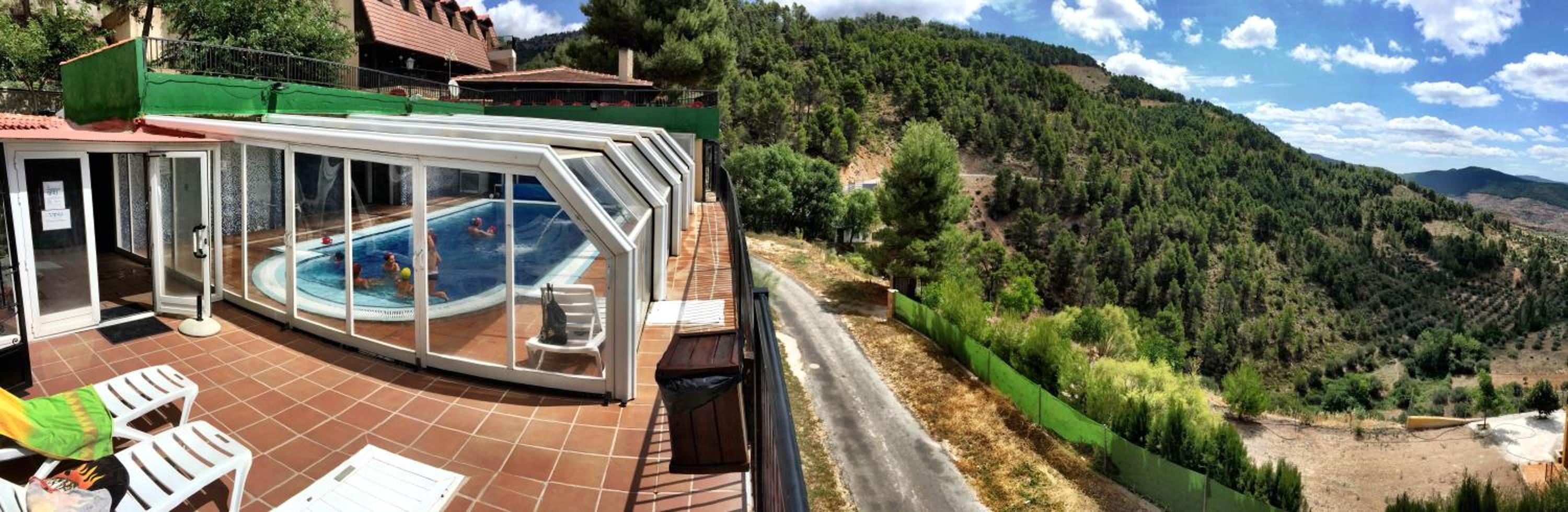 Two-Bedroom Villa (4-6 Adults) - Photo 11