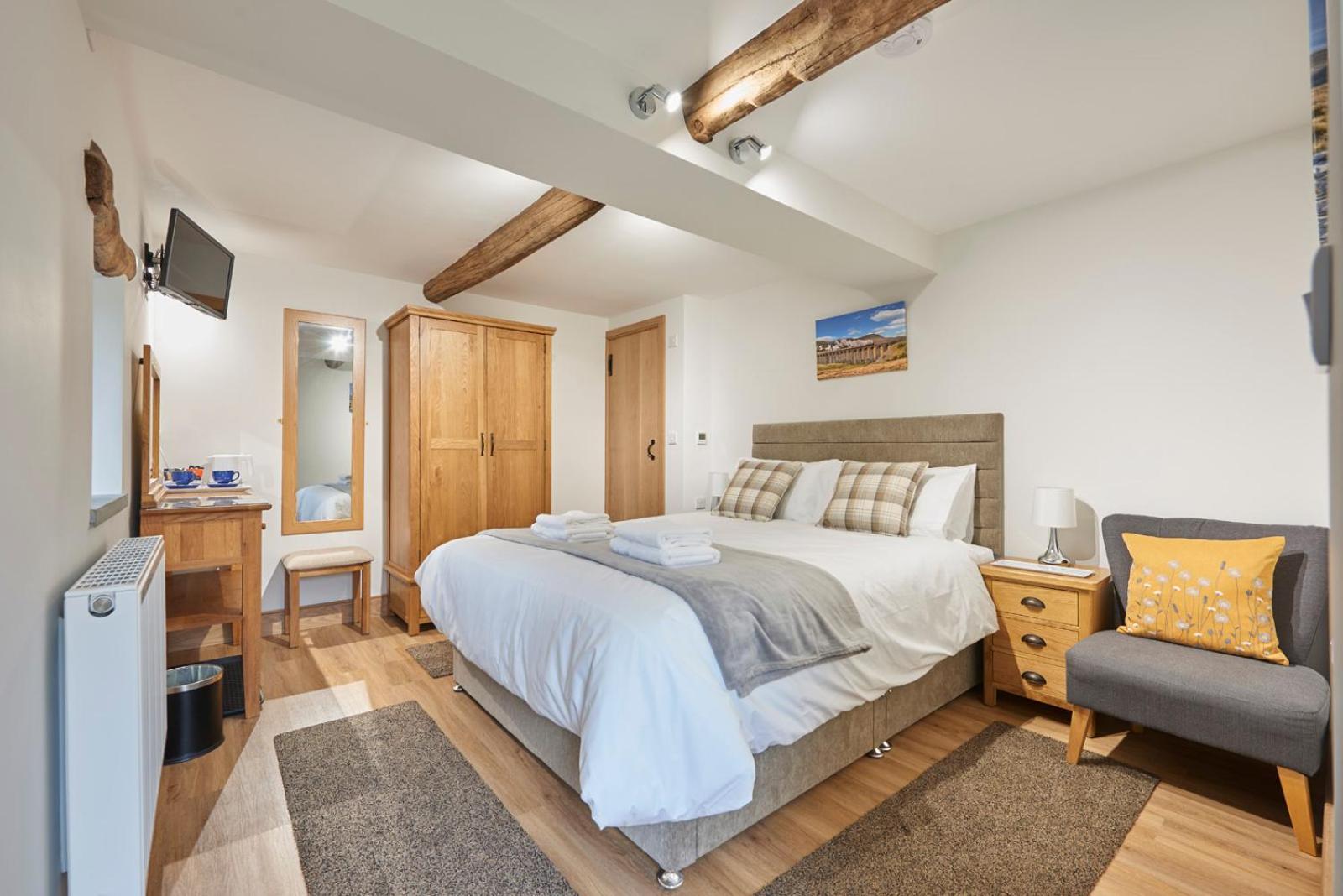 King Room with Mountain View