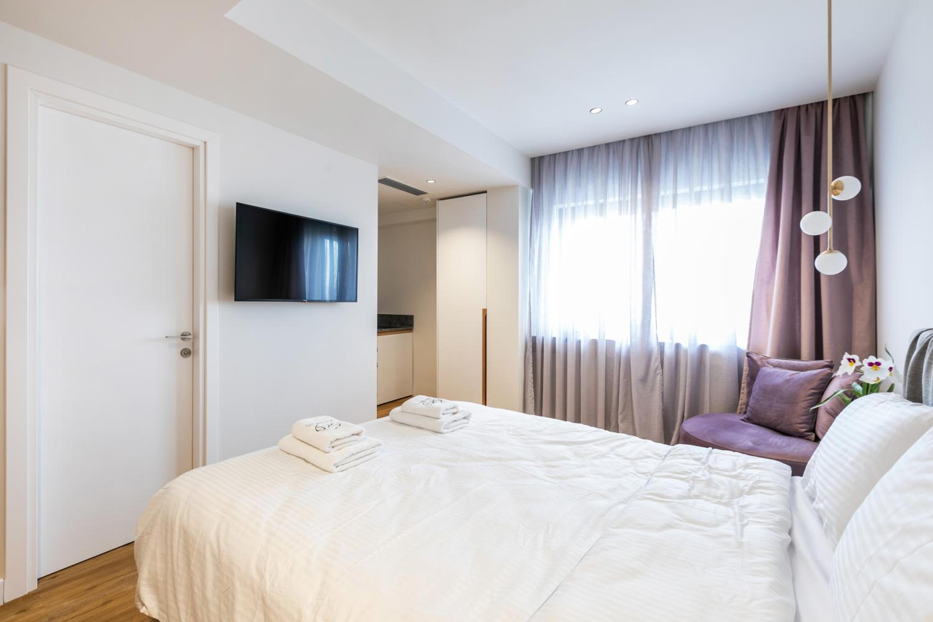 Standard Double Room - Photo 4