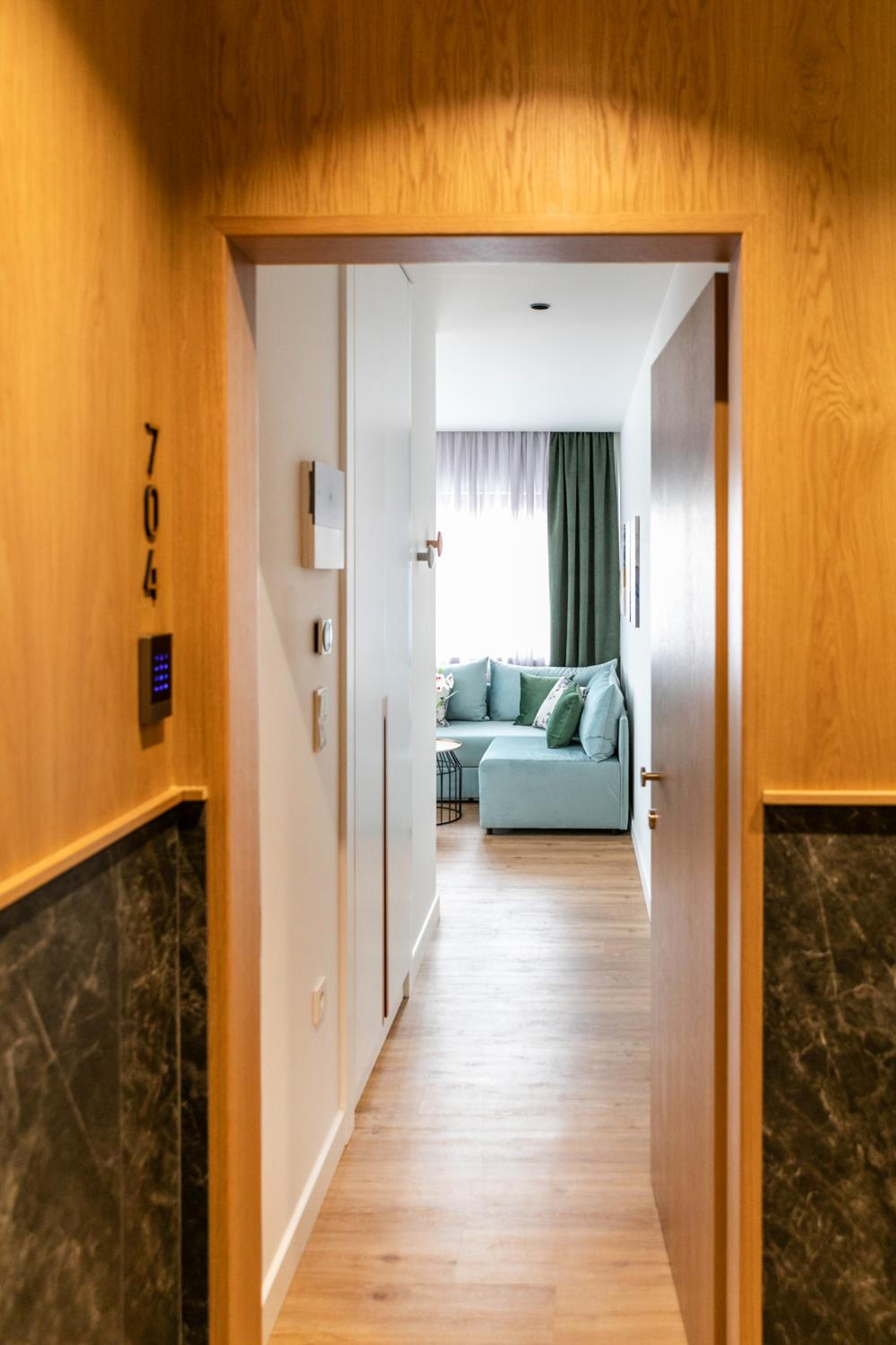 Junior Suite with Sea View - Photo 9