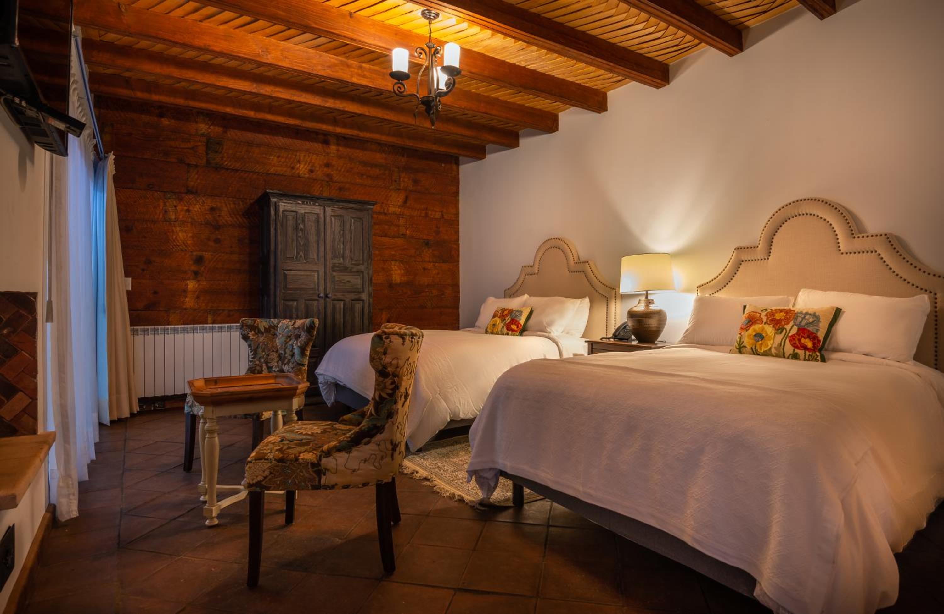 Family Suite - Photo 3