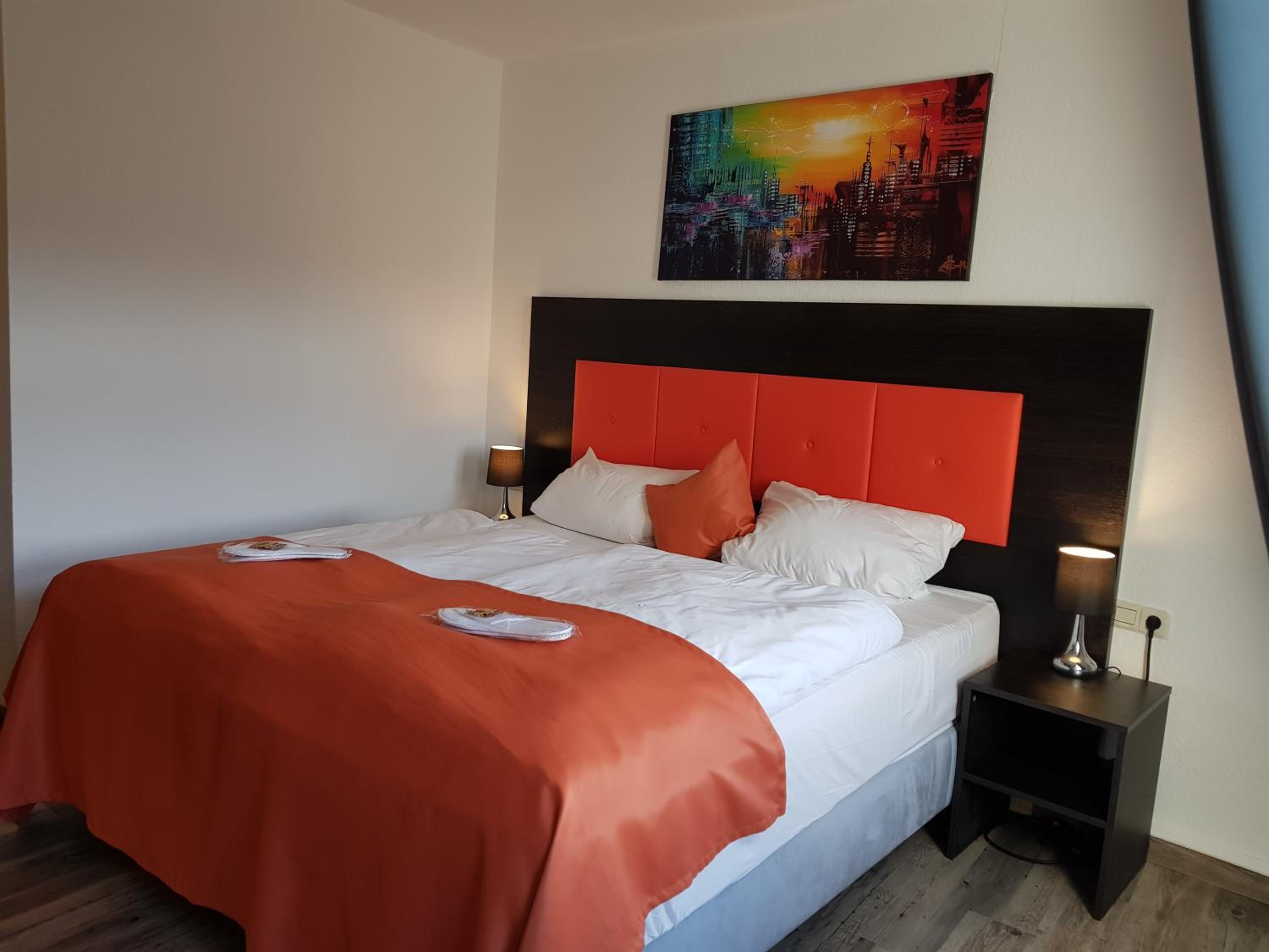 Double Room - Photo 9