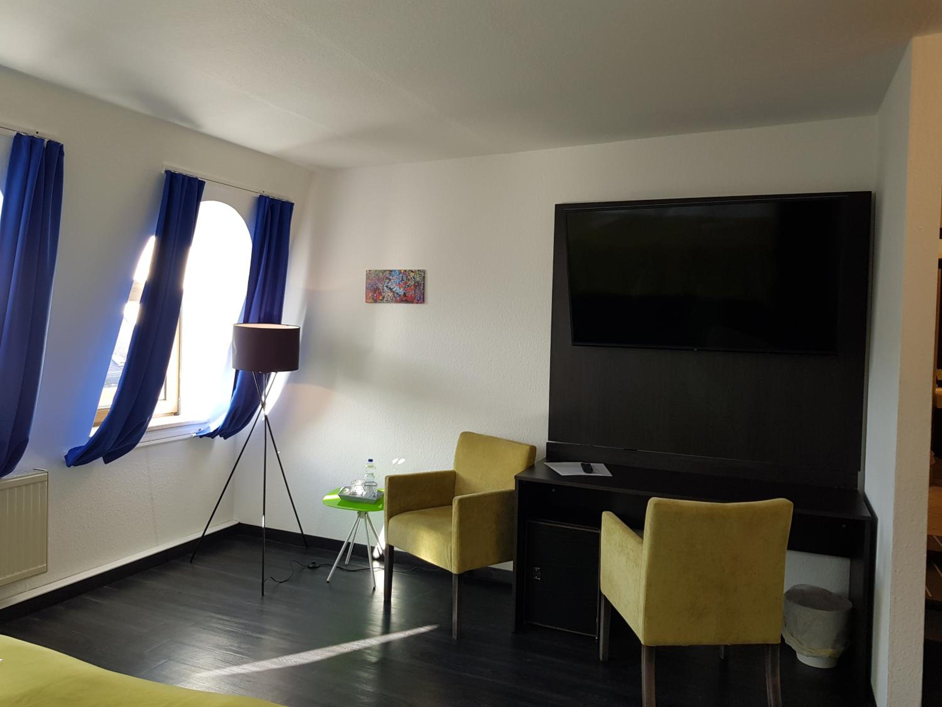 Double Room - Photo 13