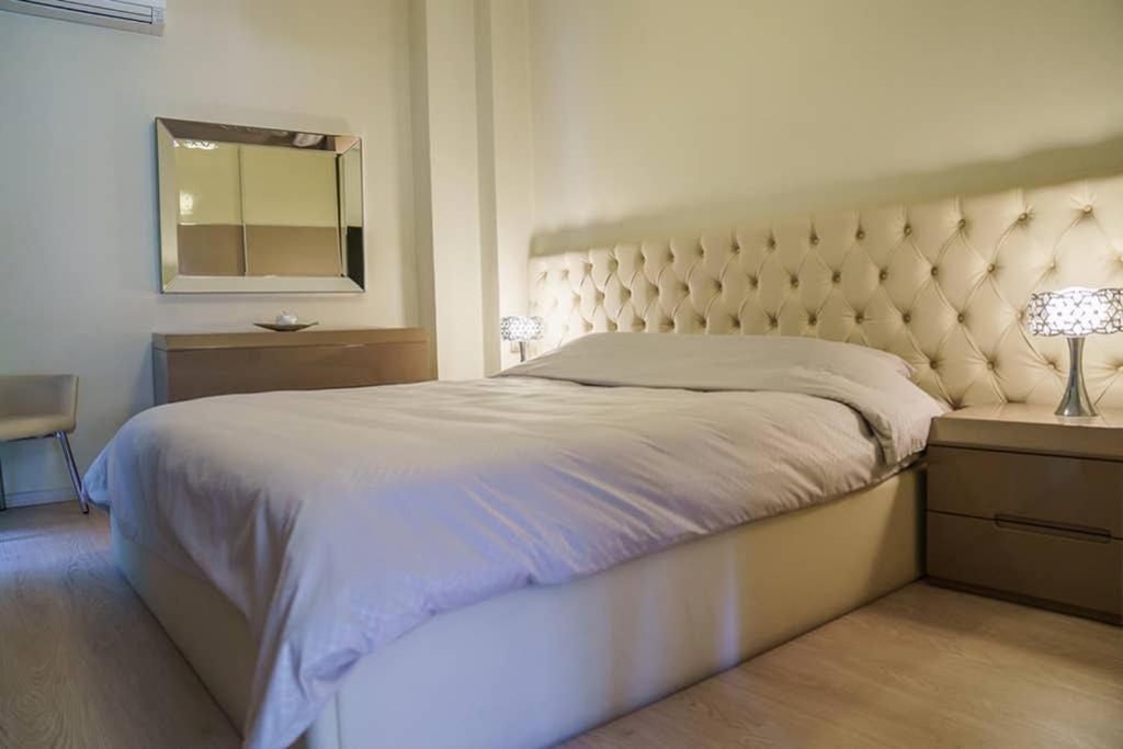 Two-Bedroom Apartment - Photo 5