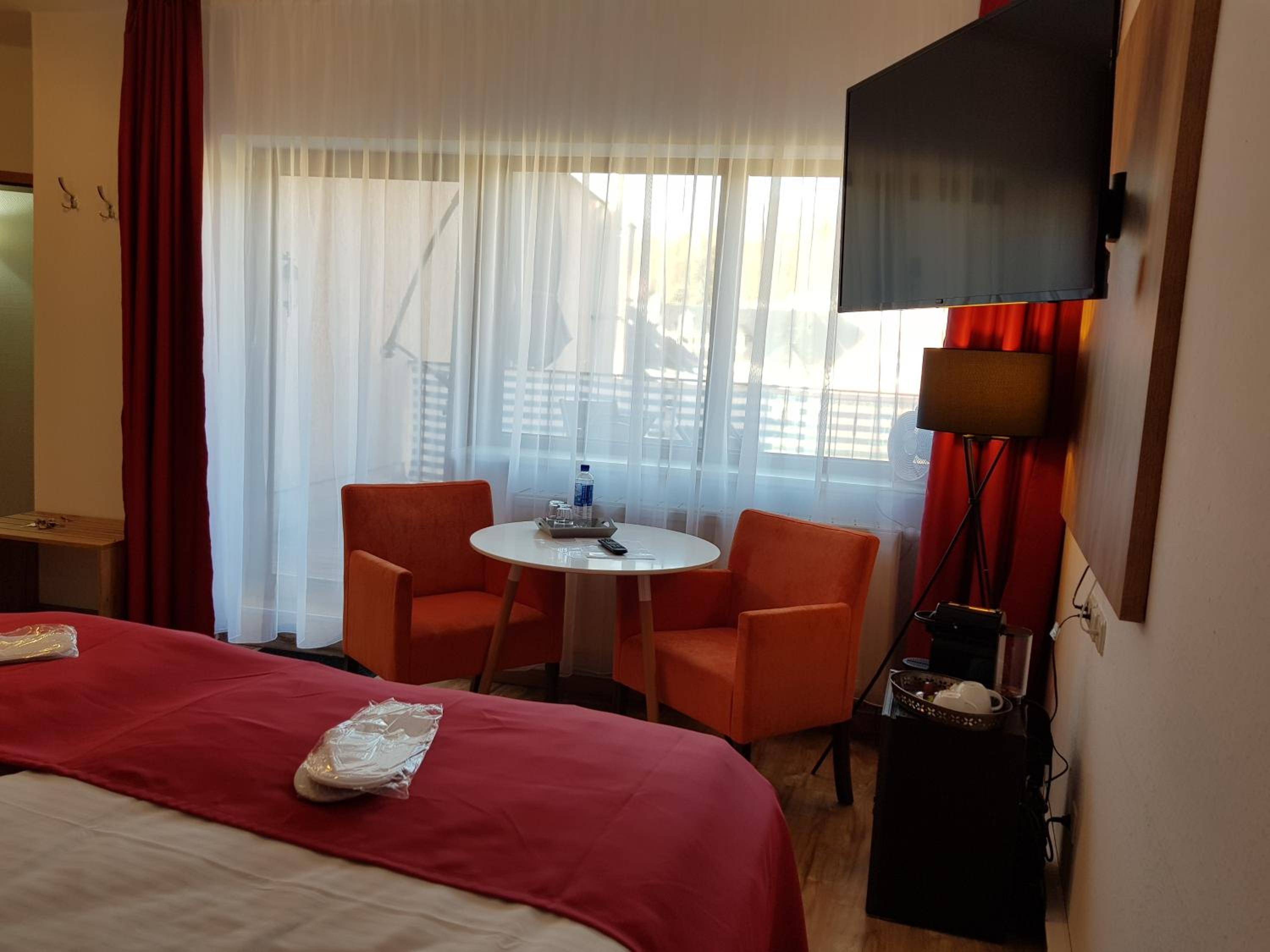 Double Room with Terrace - Photo 2