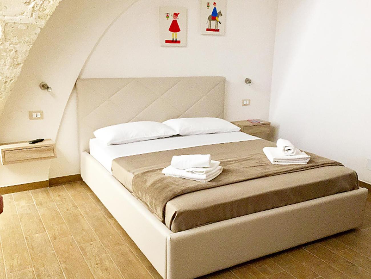 Double Room with Balcony photo 1