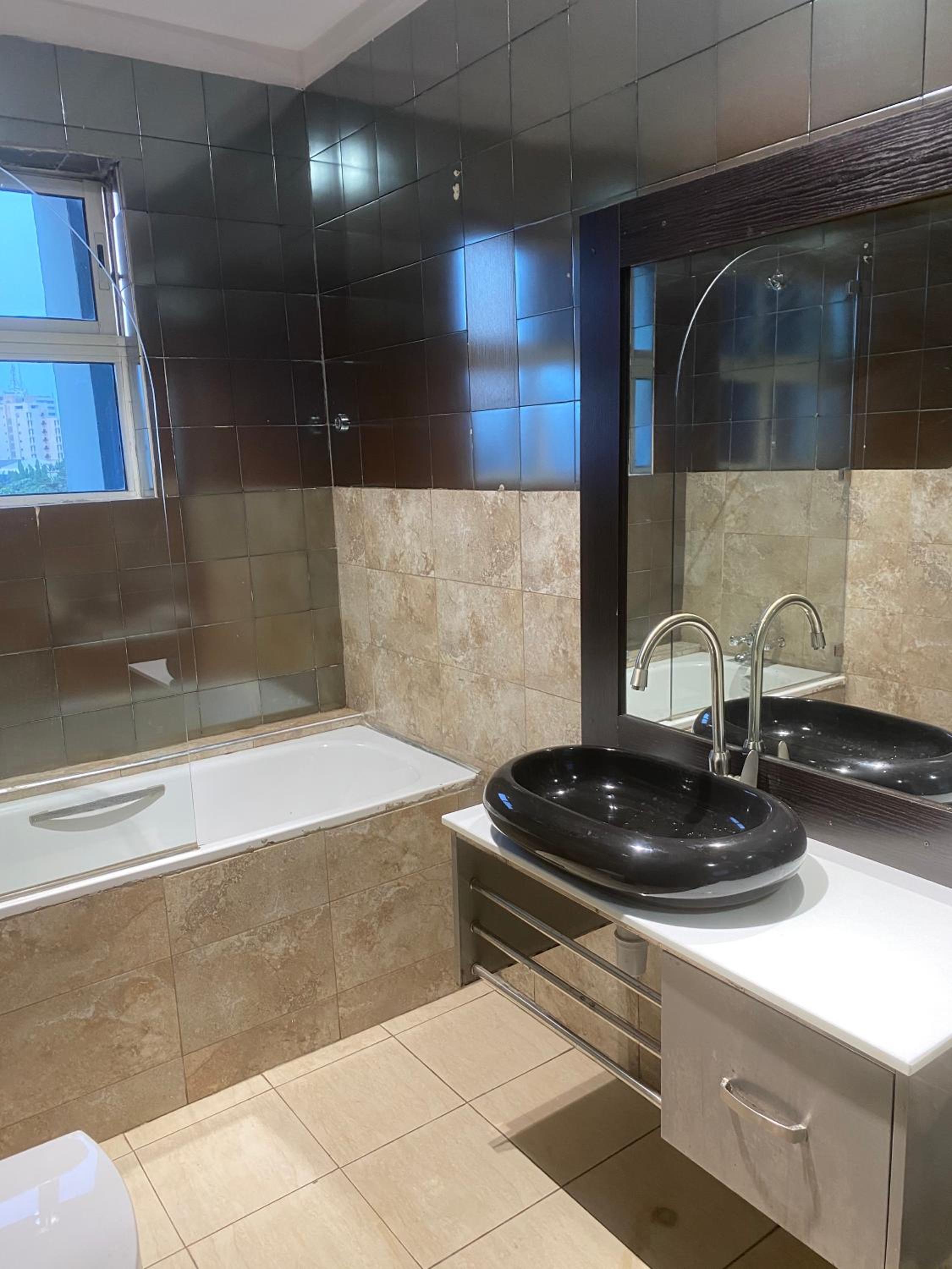 Superior King Room - Photo 5