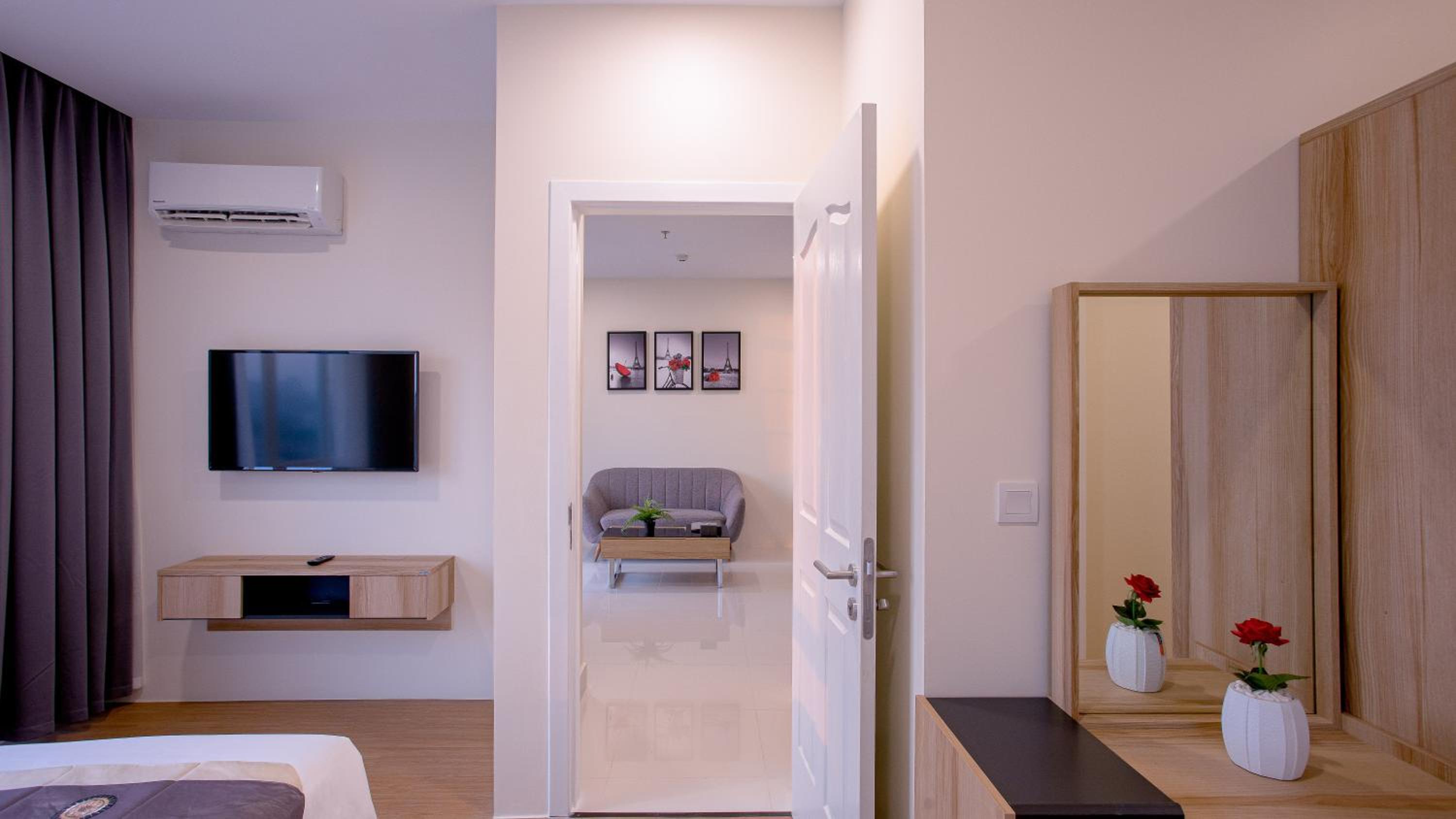 Deluxe Double One Bedroom Apartment - Photo 20