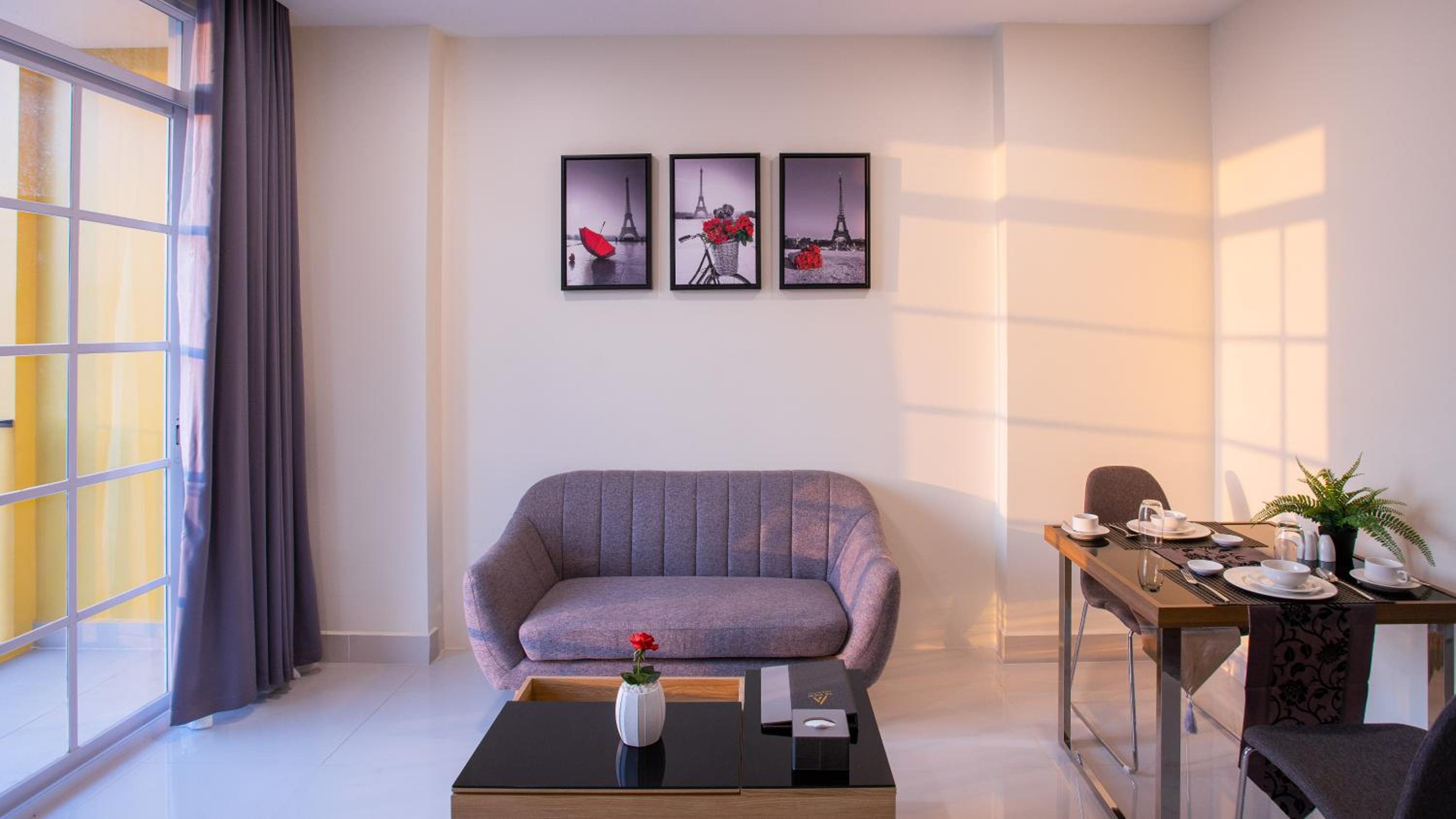 Deluxe Double One Bedroom Apartment - Photo 3