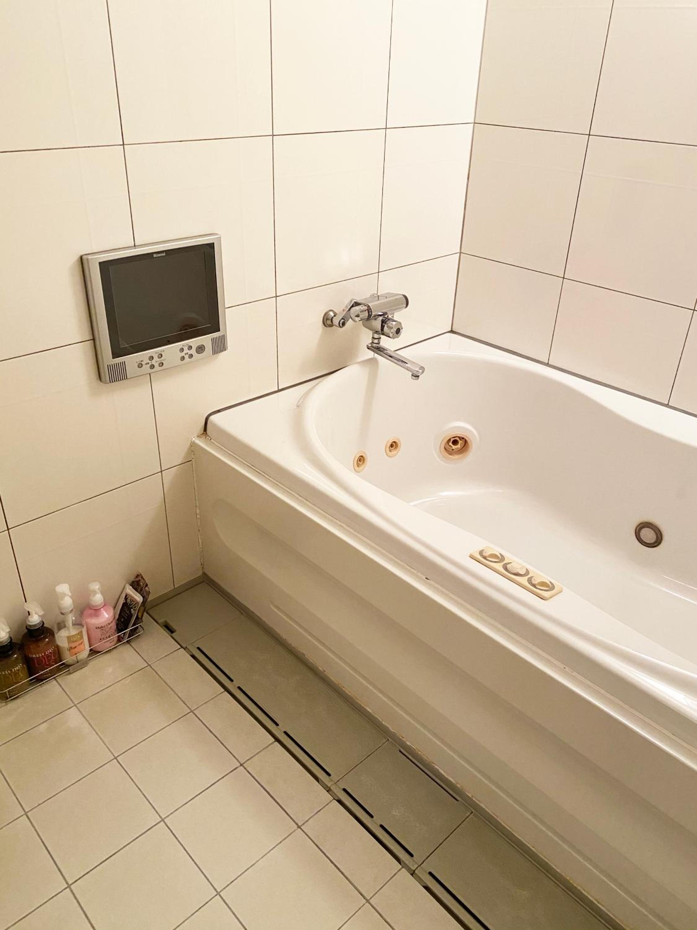 King Room with Spa Bath (Room Selected at Check-in) - Photo 53