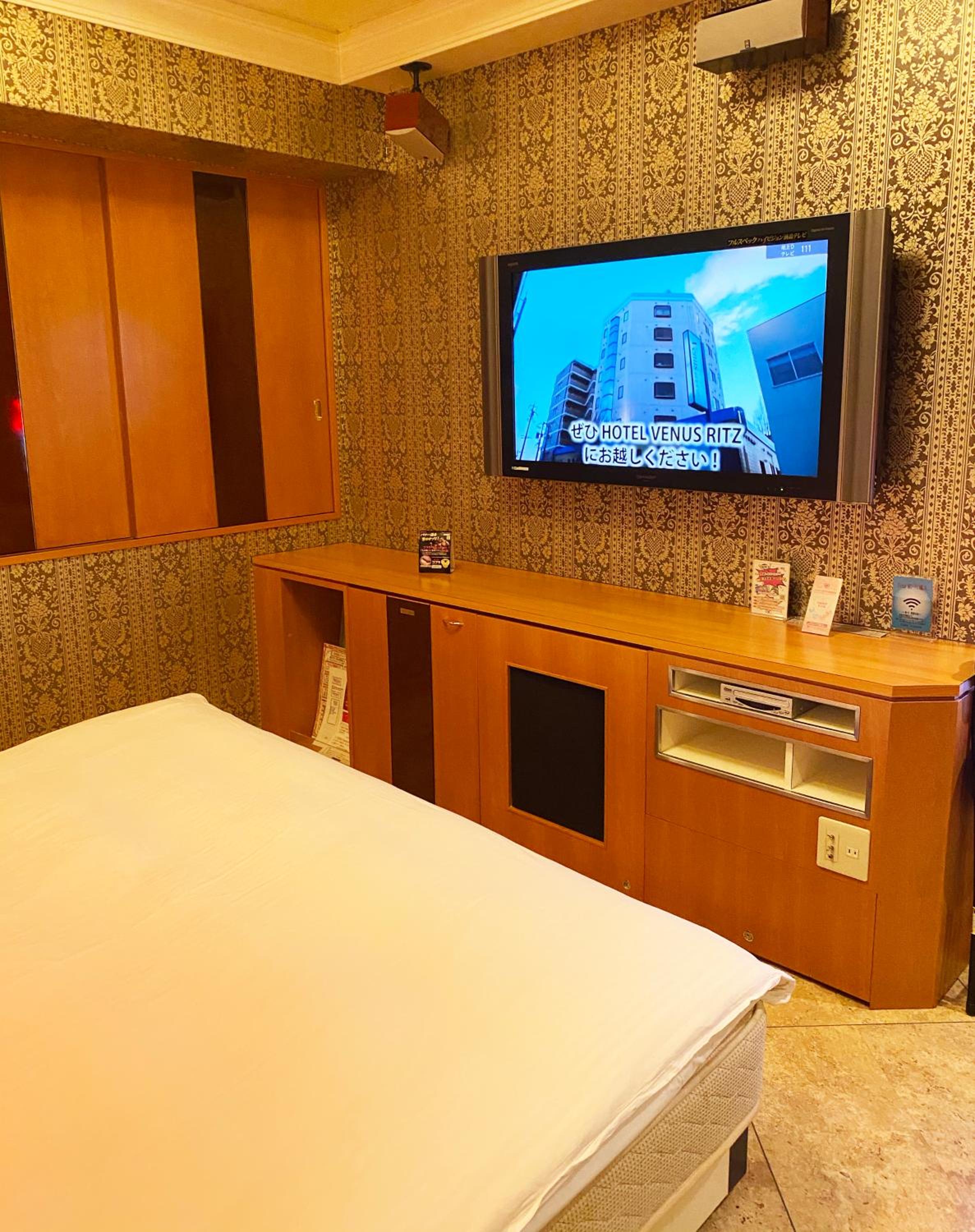 King Room with Spa Bath (Room Selected at Check-in) - Photo 35