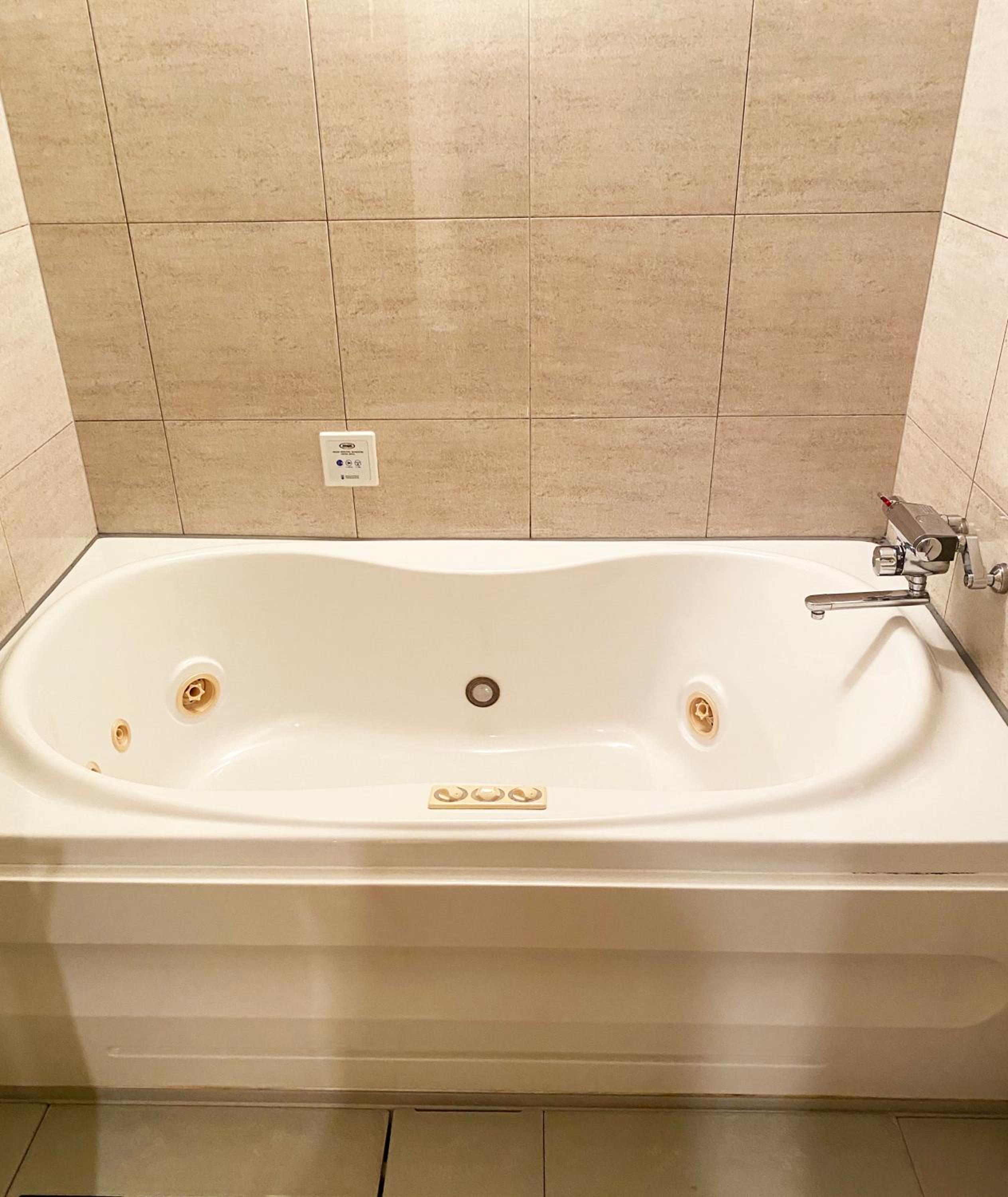 King Room with Spa Bath (Room Selected at Check-in) - Photo 30