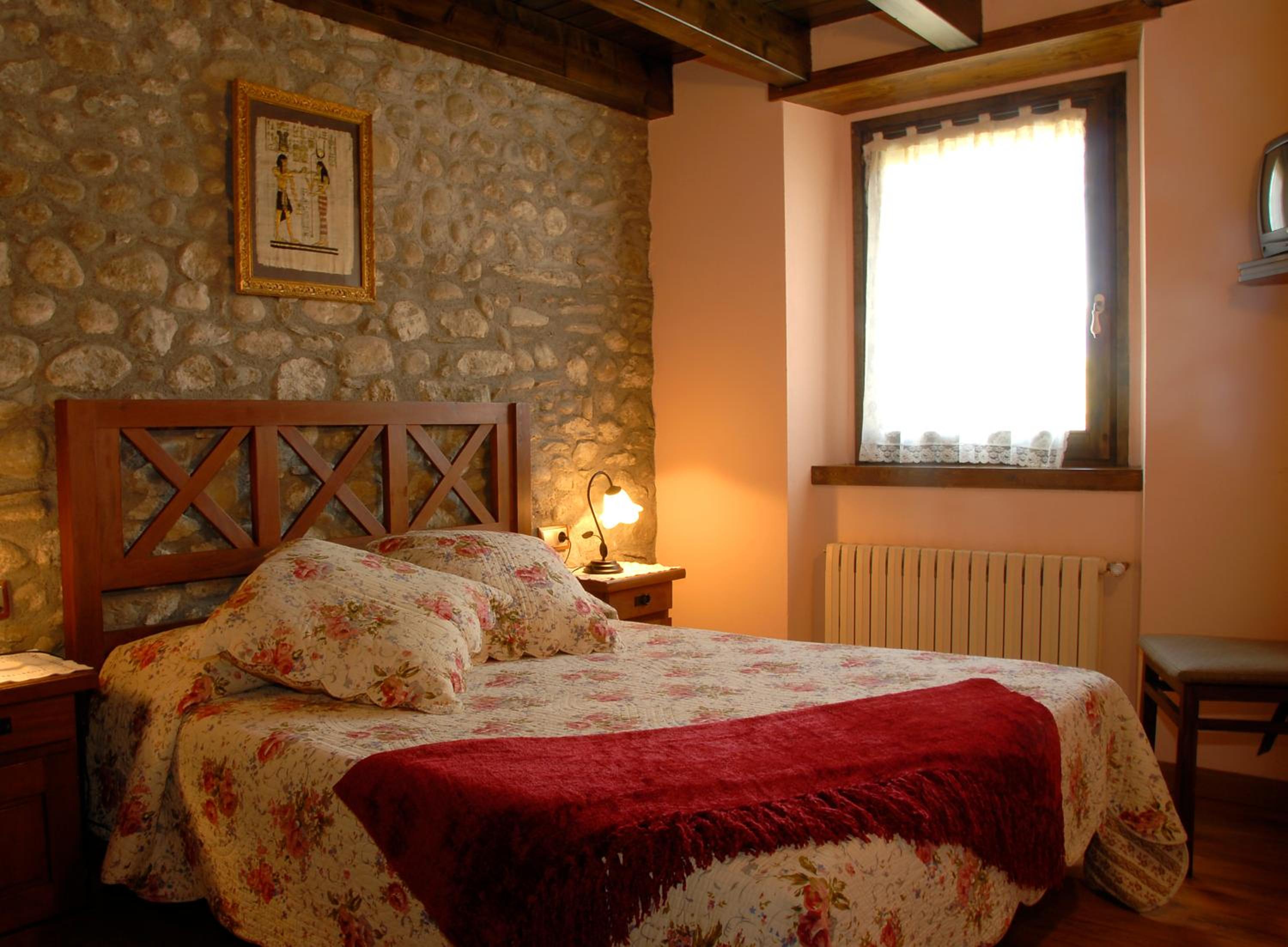 Four-Bedroom Apartment - Photo 9