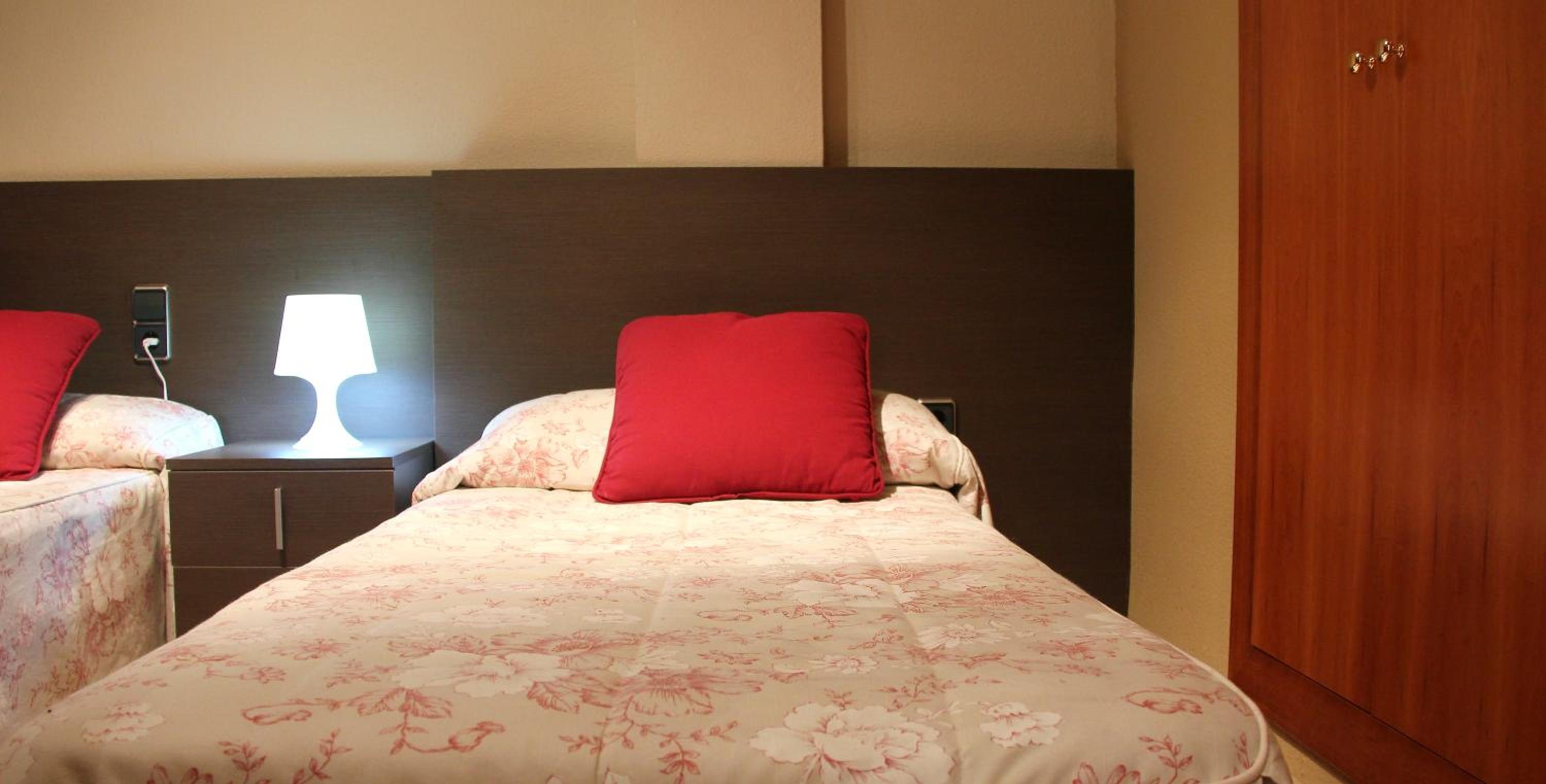 Single Room photo 2