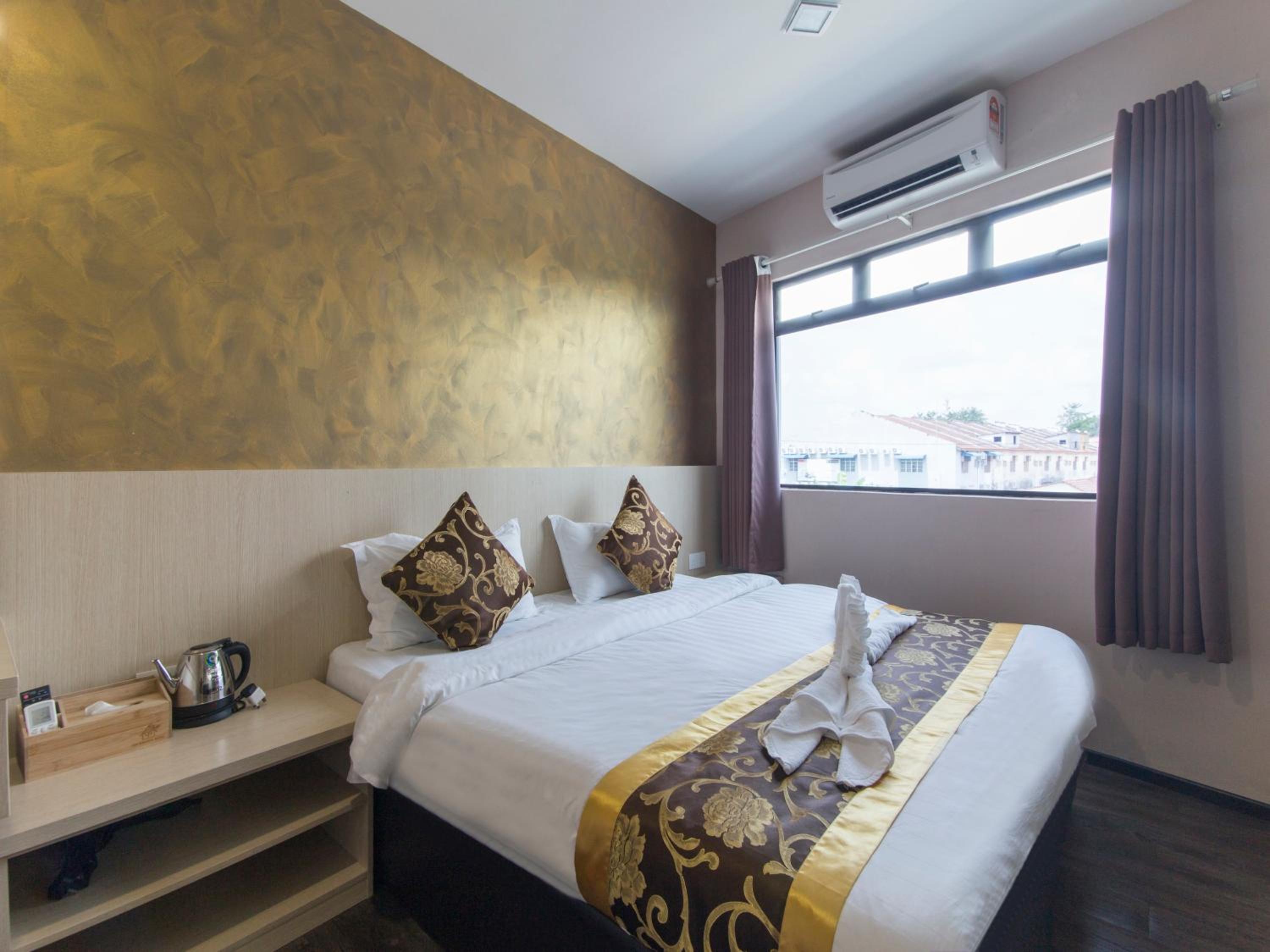 Executive Suite photo 2