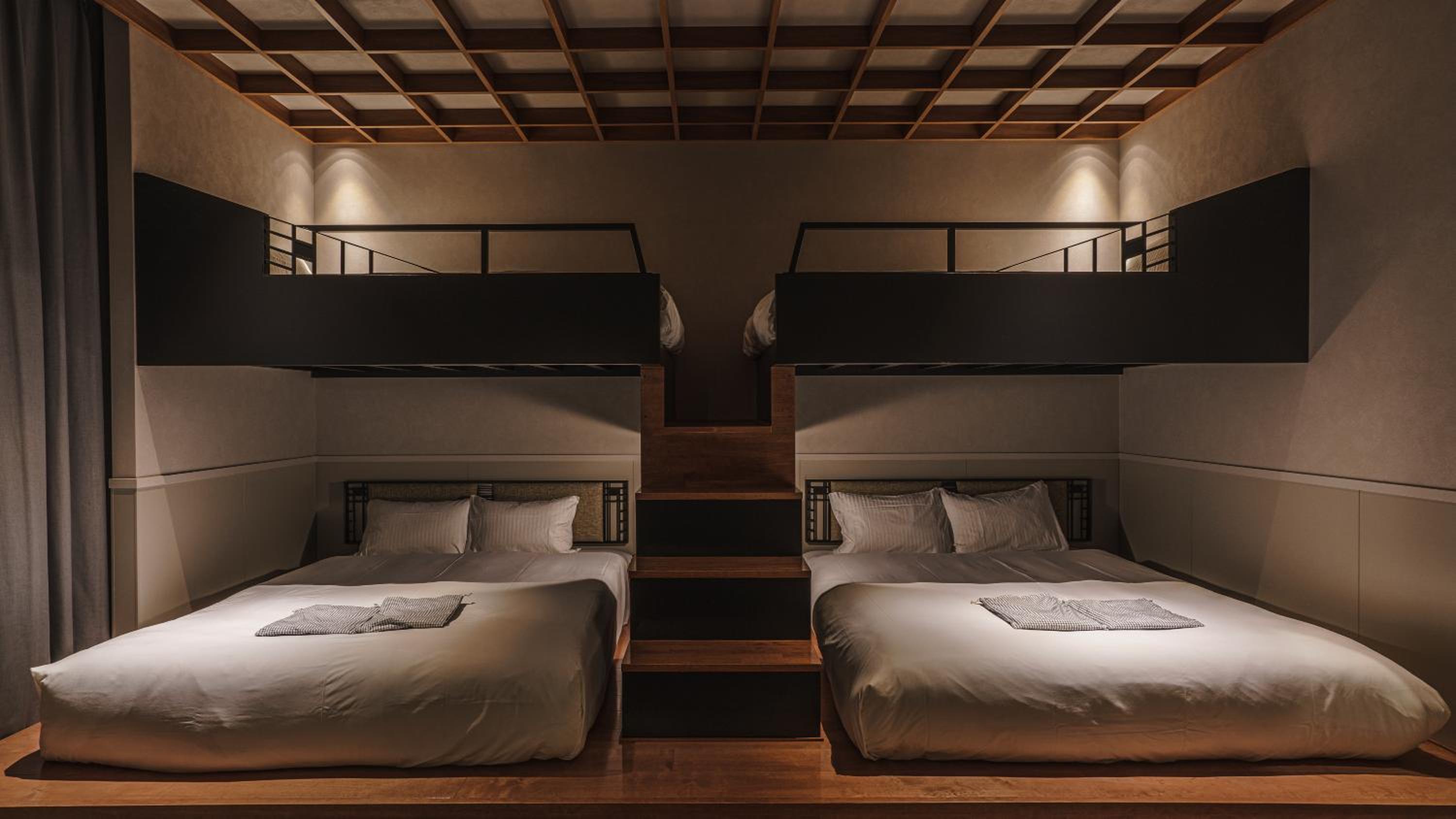 Superior Family Room with Bunk Beds - Photo 21