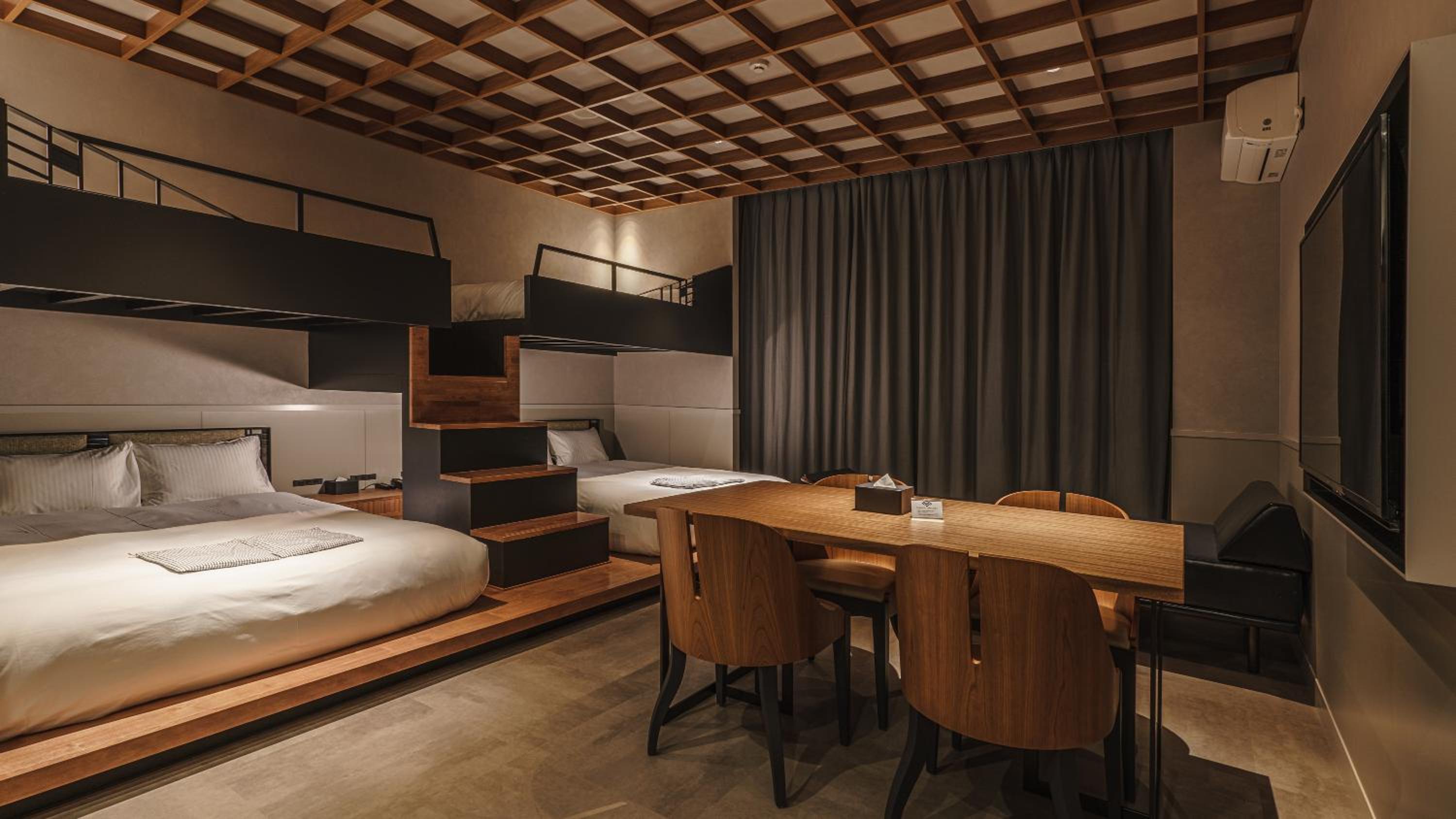 Superior Family Room with Bunk Beds - Photo 19