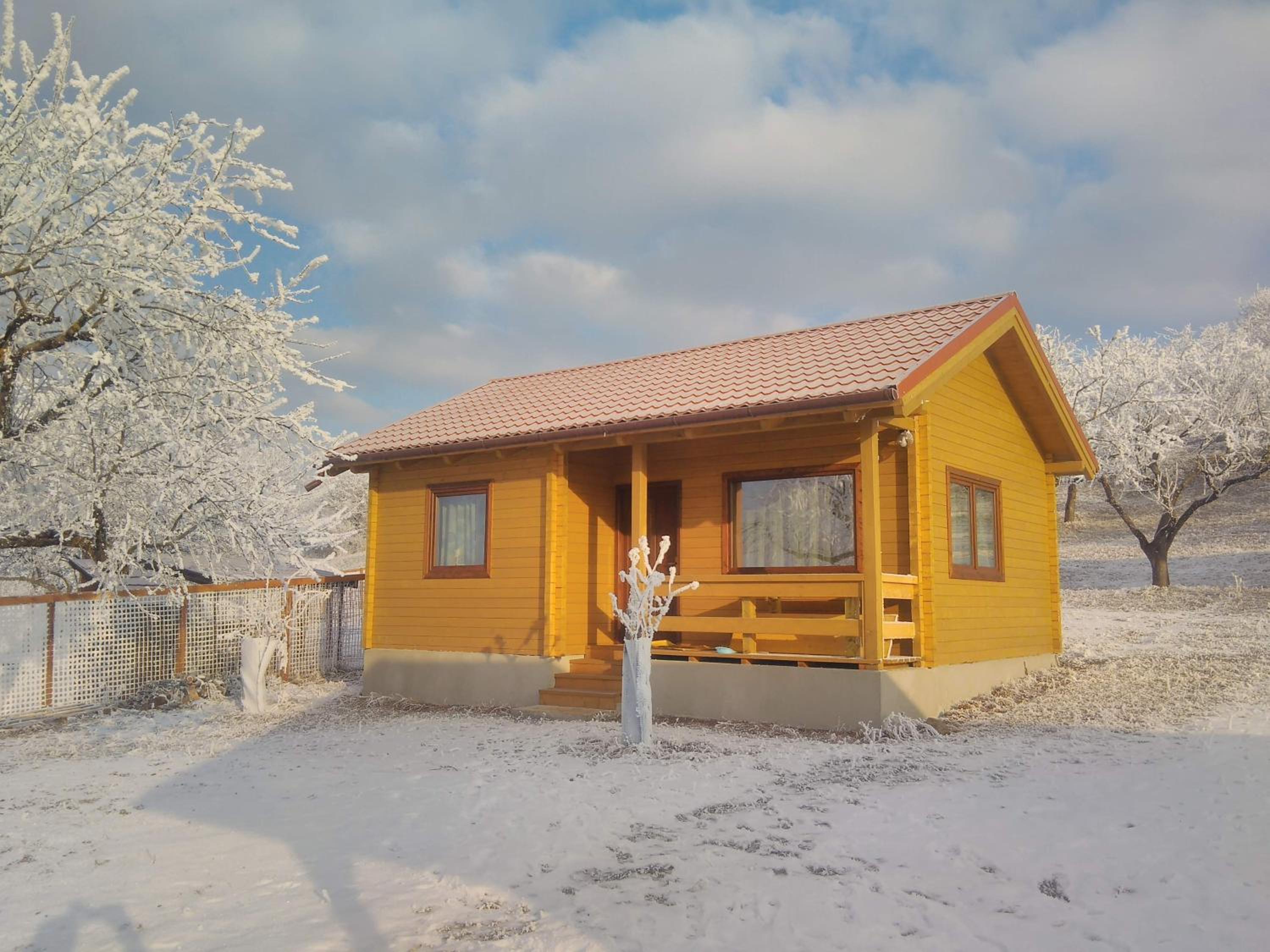 Two-Bedroom House - Photo 44