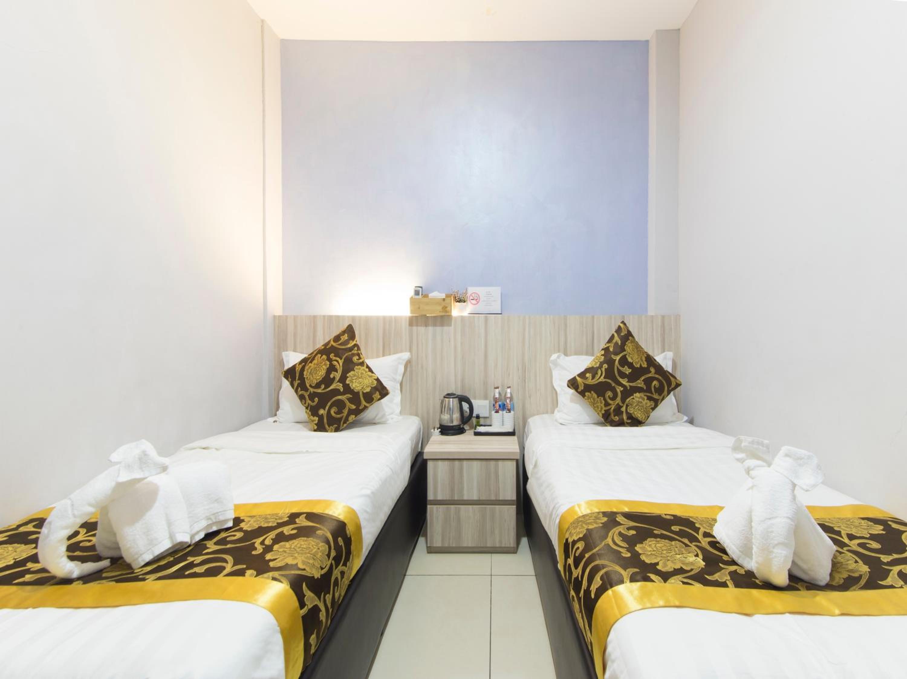 Standard Twin Room photo 3
