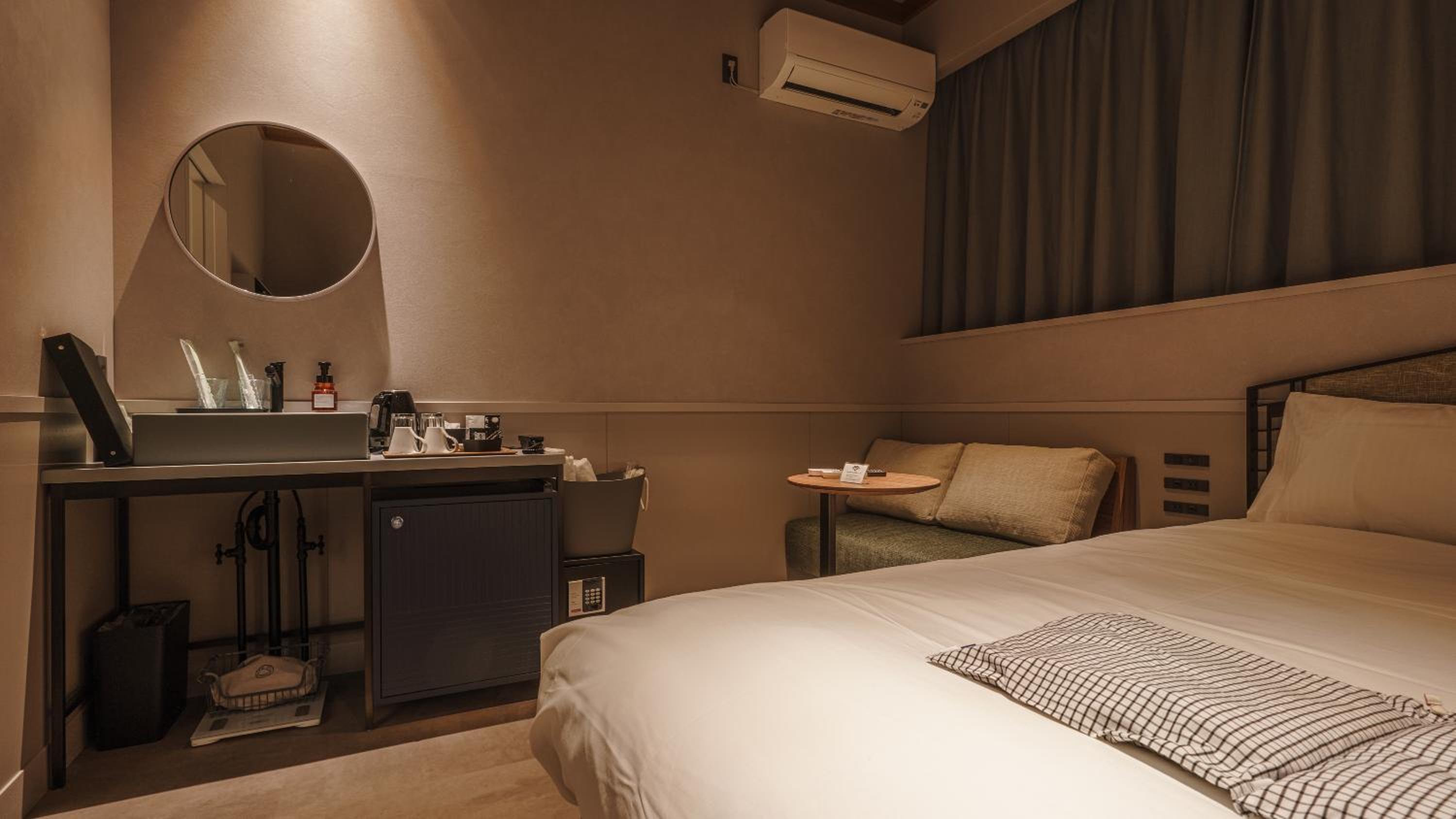 Deluxe Double Room - Photo 16