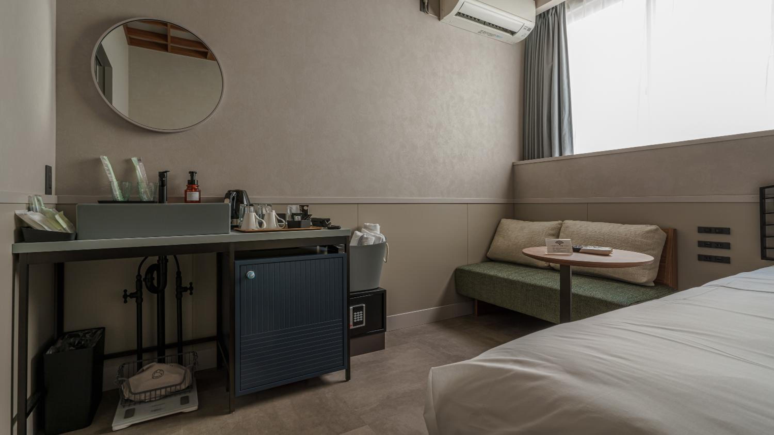 Deluxe Double Room - Photo 8