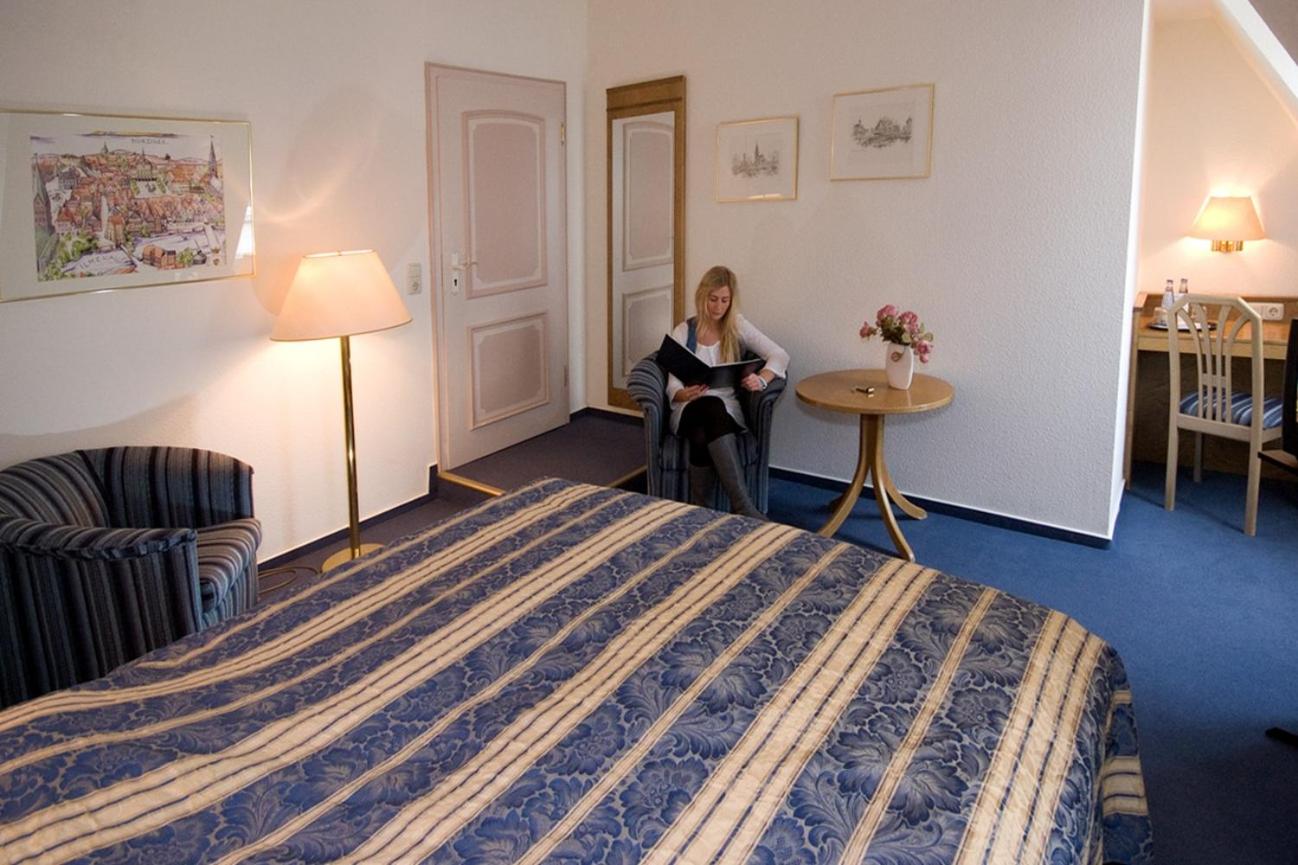 Standard Double Room - Photo 2