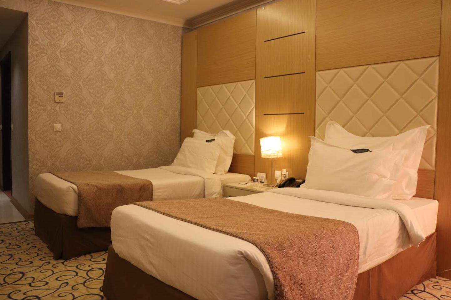 Deluxe Twin Room photo 2