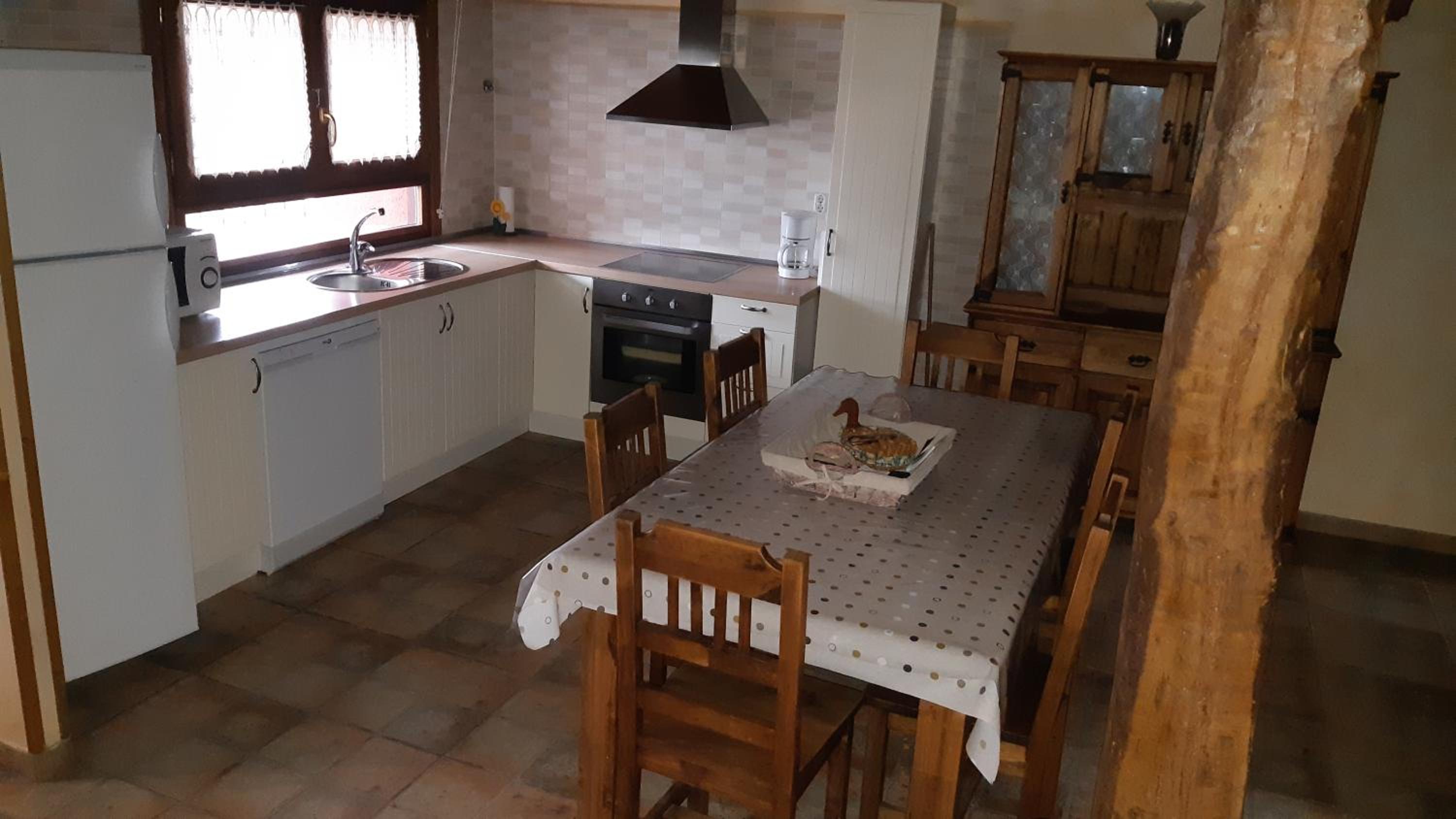 Three-Bedroom House photo 2
