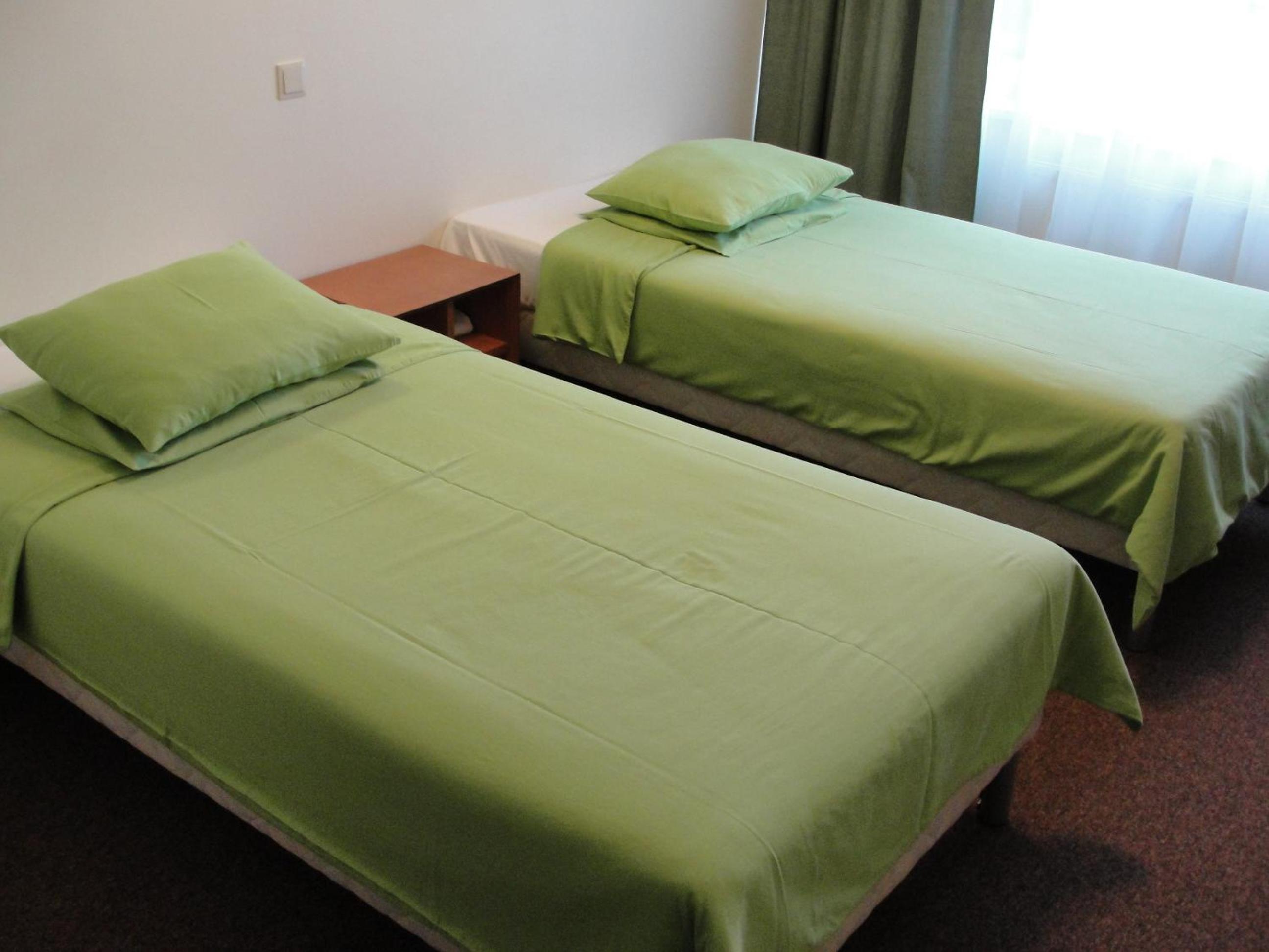 Twin Room - Photo 3