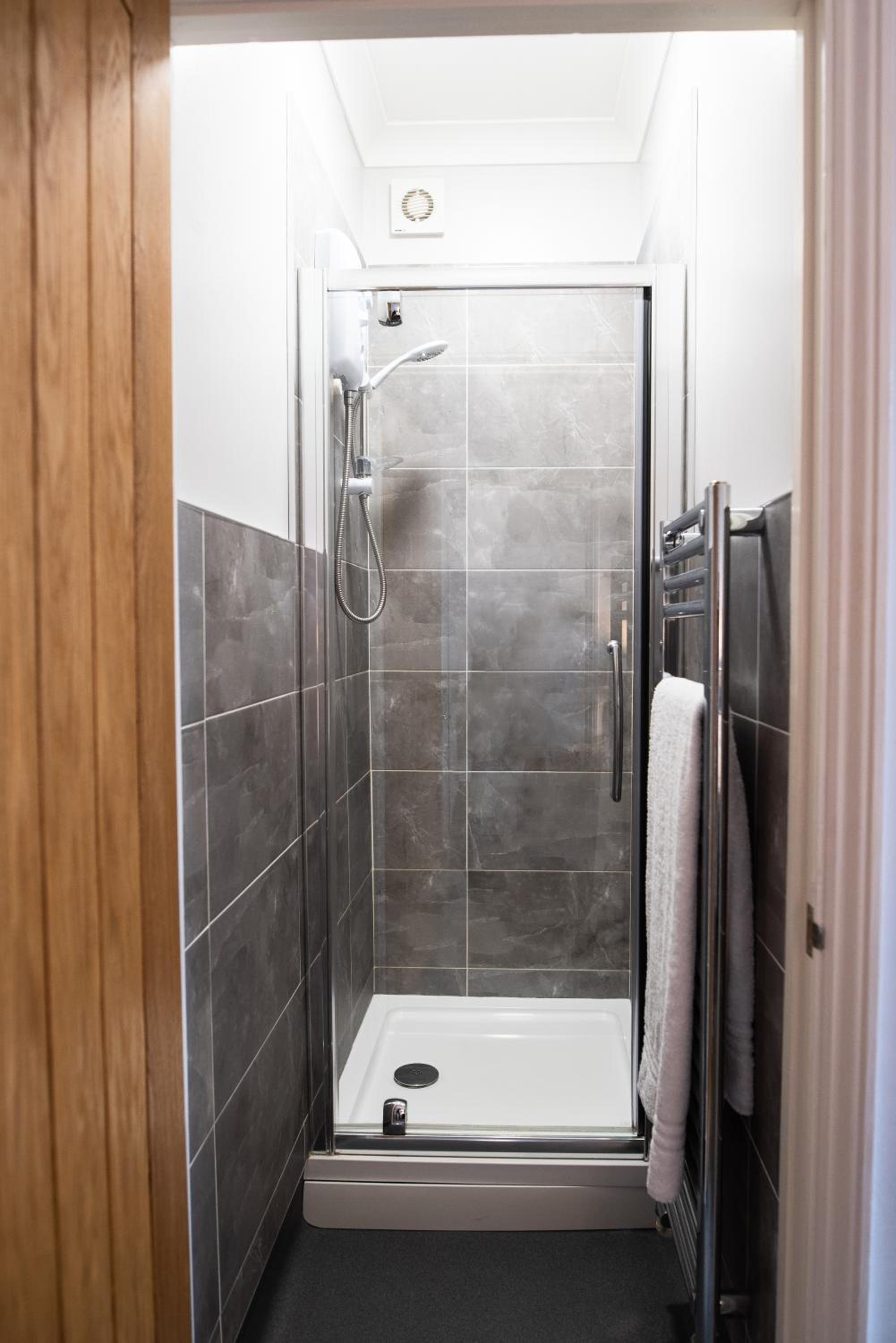Standard  Double Room - Photo 5
