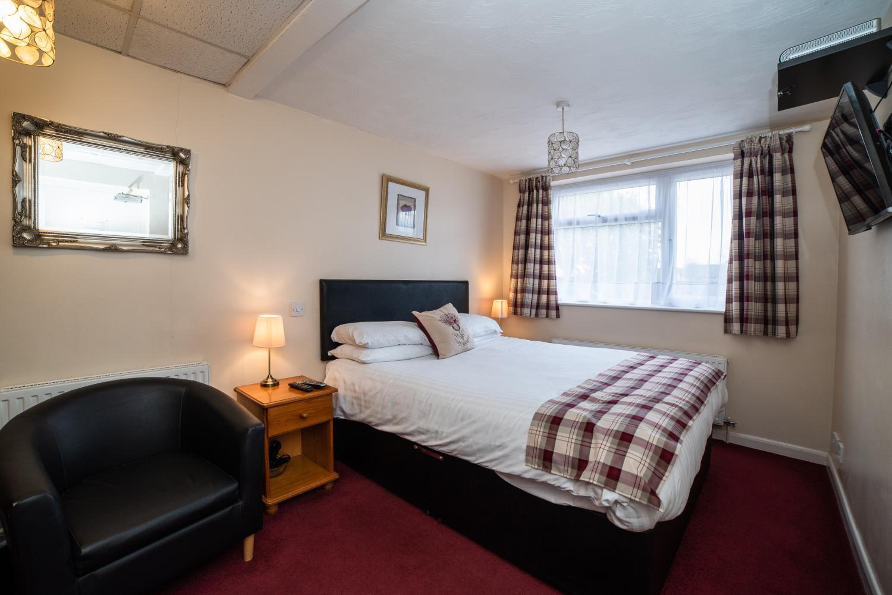 Standard  Double Room - Photo 2