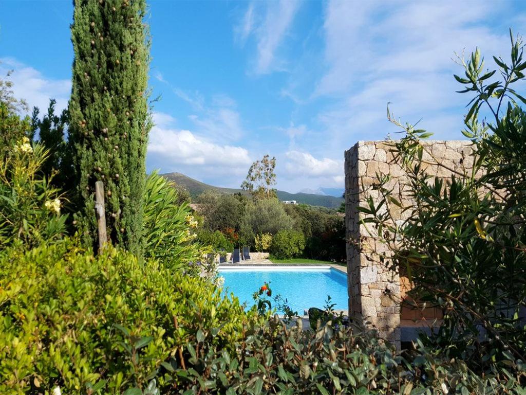 Villa 5 photo 2