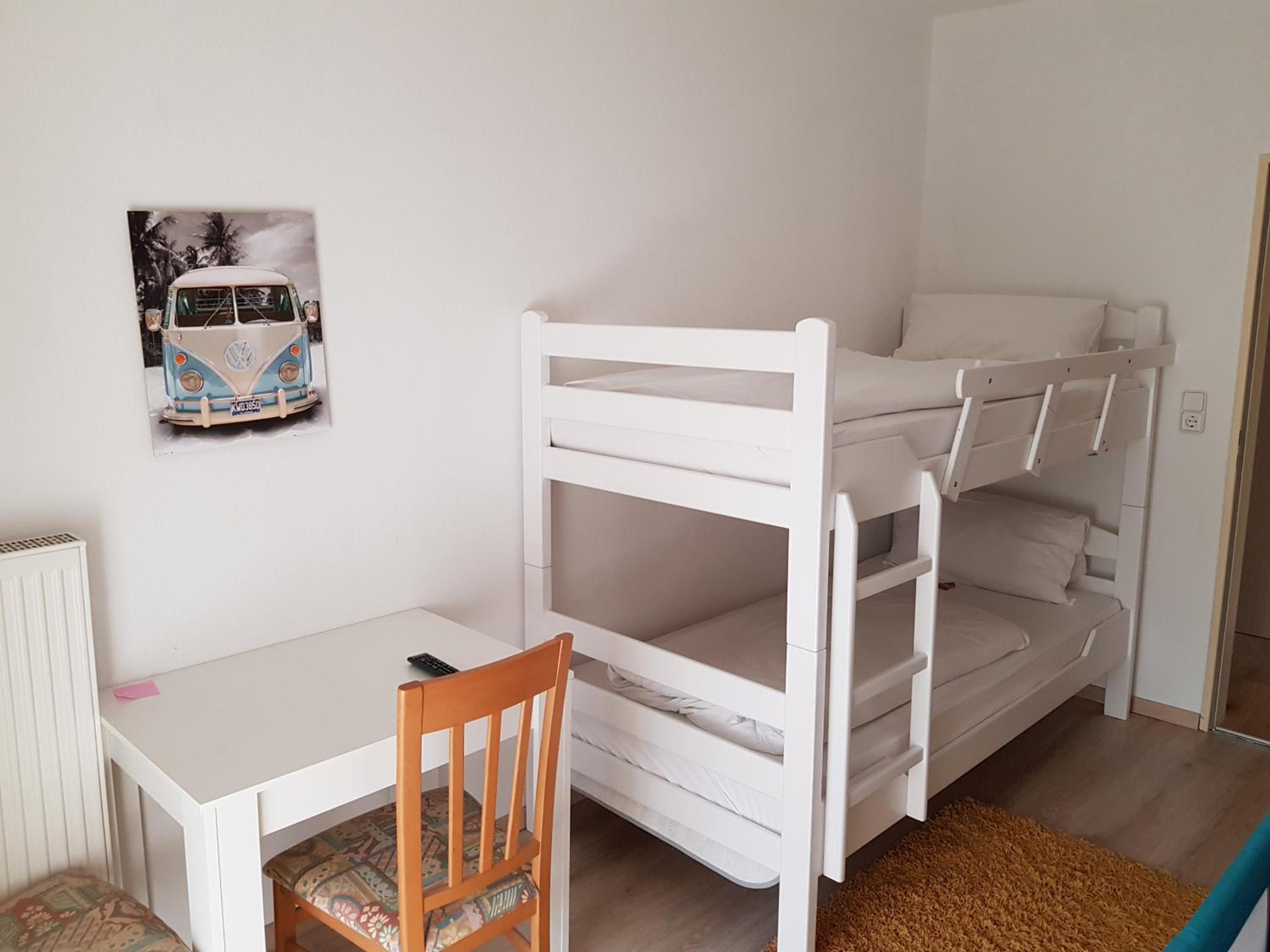 Family Room - Photo 6