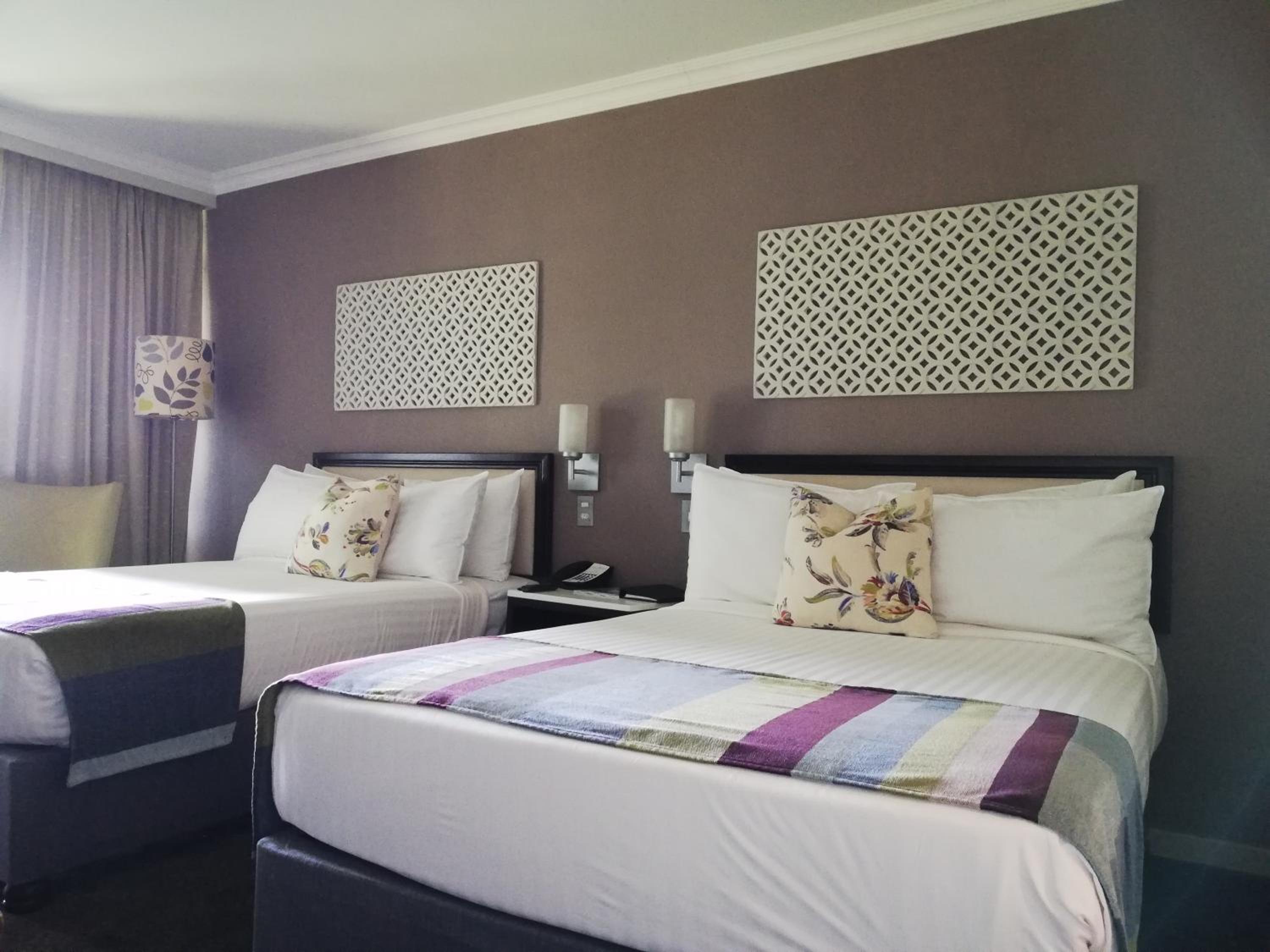 Standard Room 2 Double Beds Non Smoking photo 2