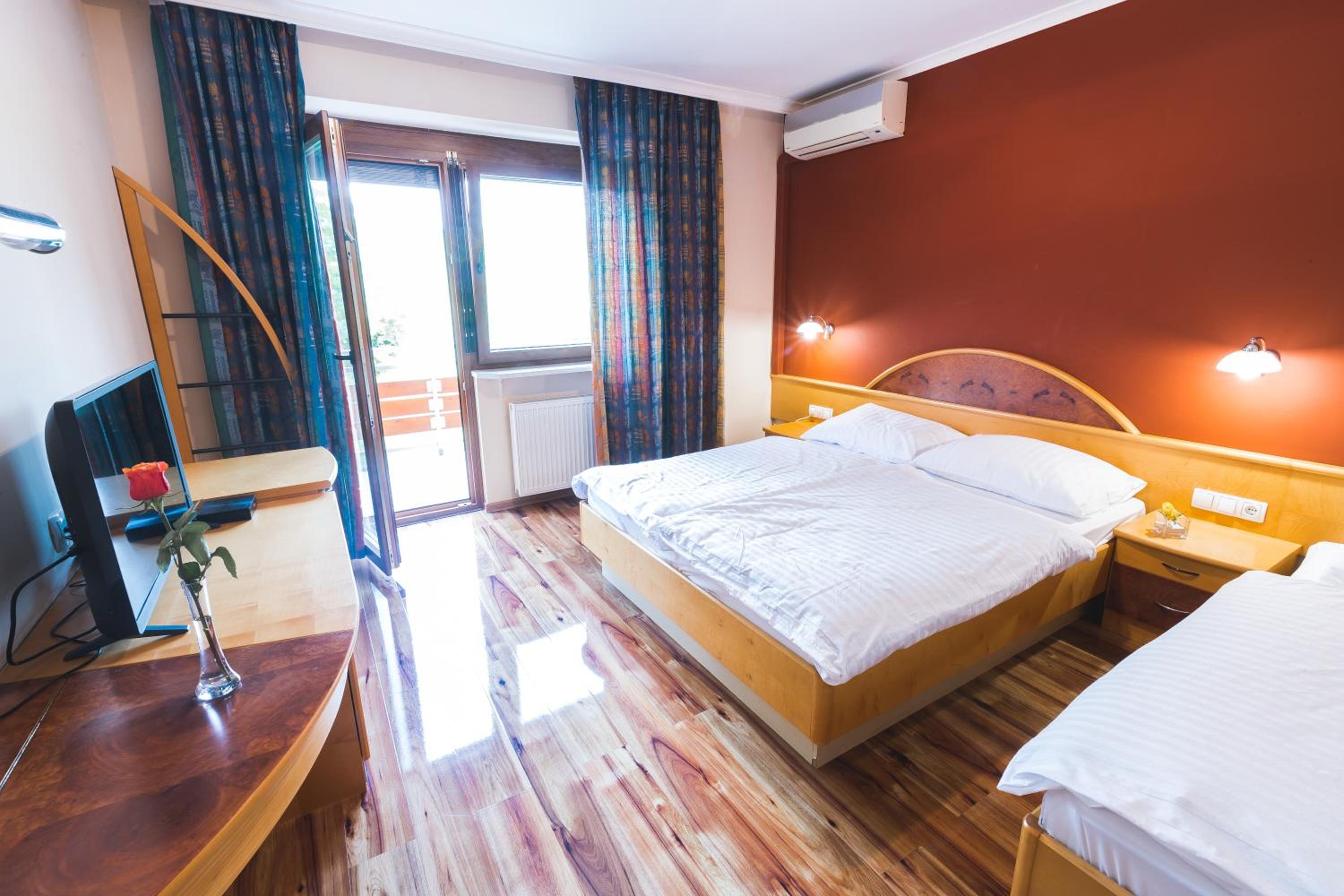 Triple Room with Balcony photo 2