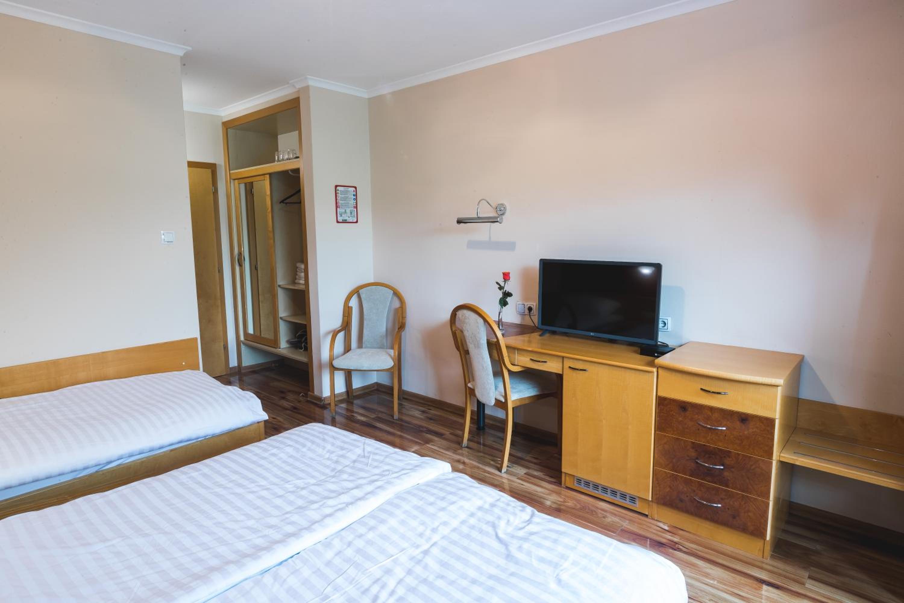 Triple Room with Balcony photo 3