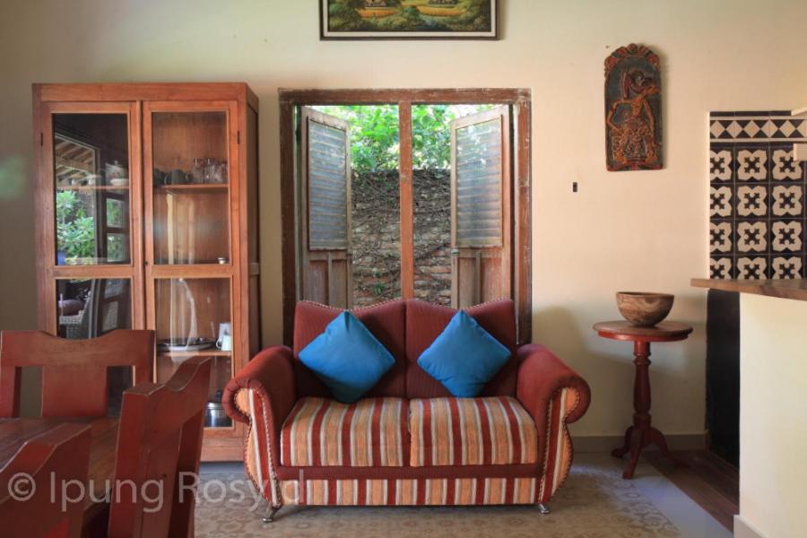 Two-Bedroom Villa - Photo 13