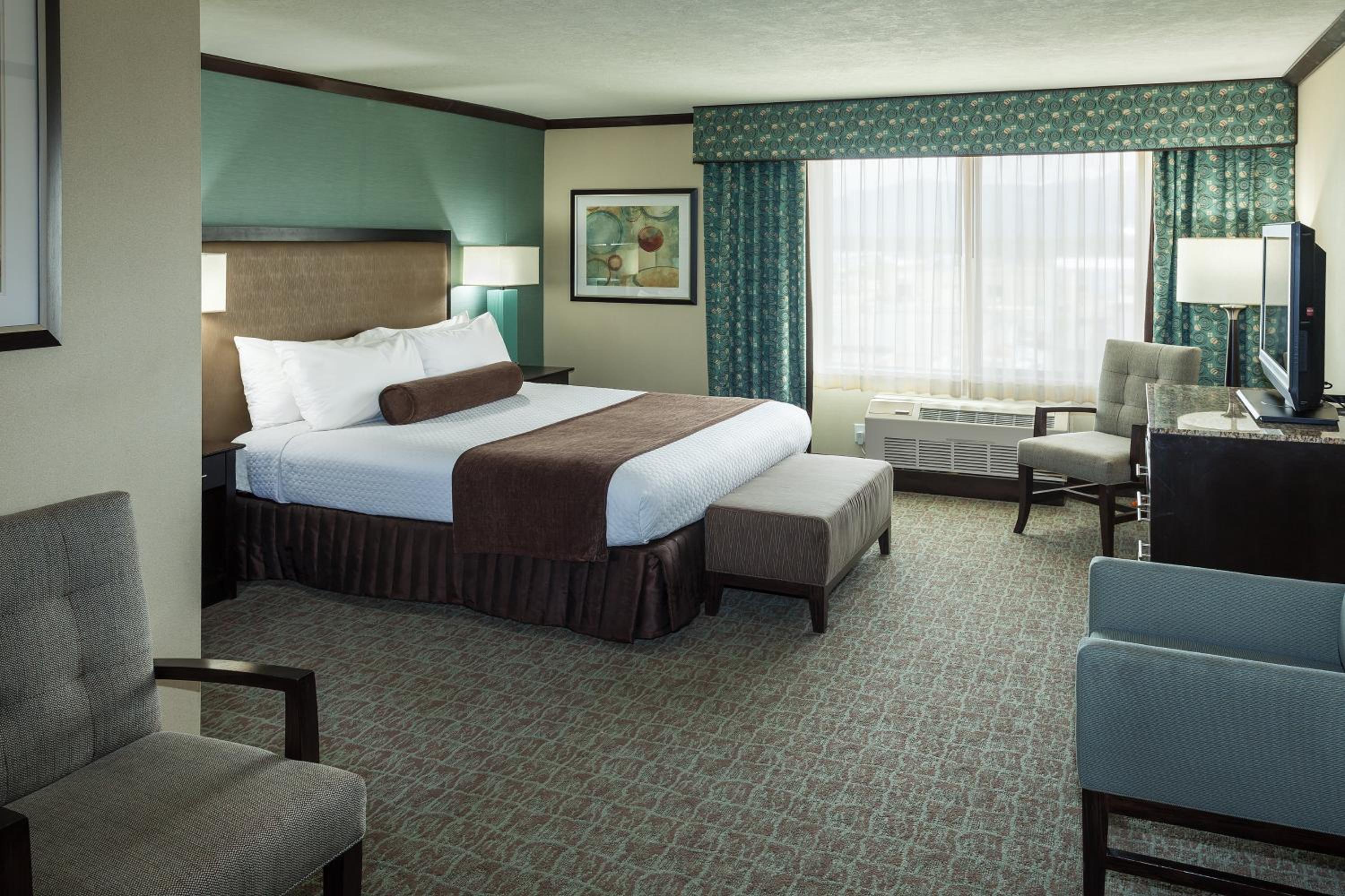 Junior King Suite - Photo 2