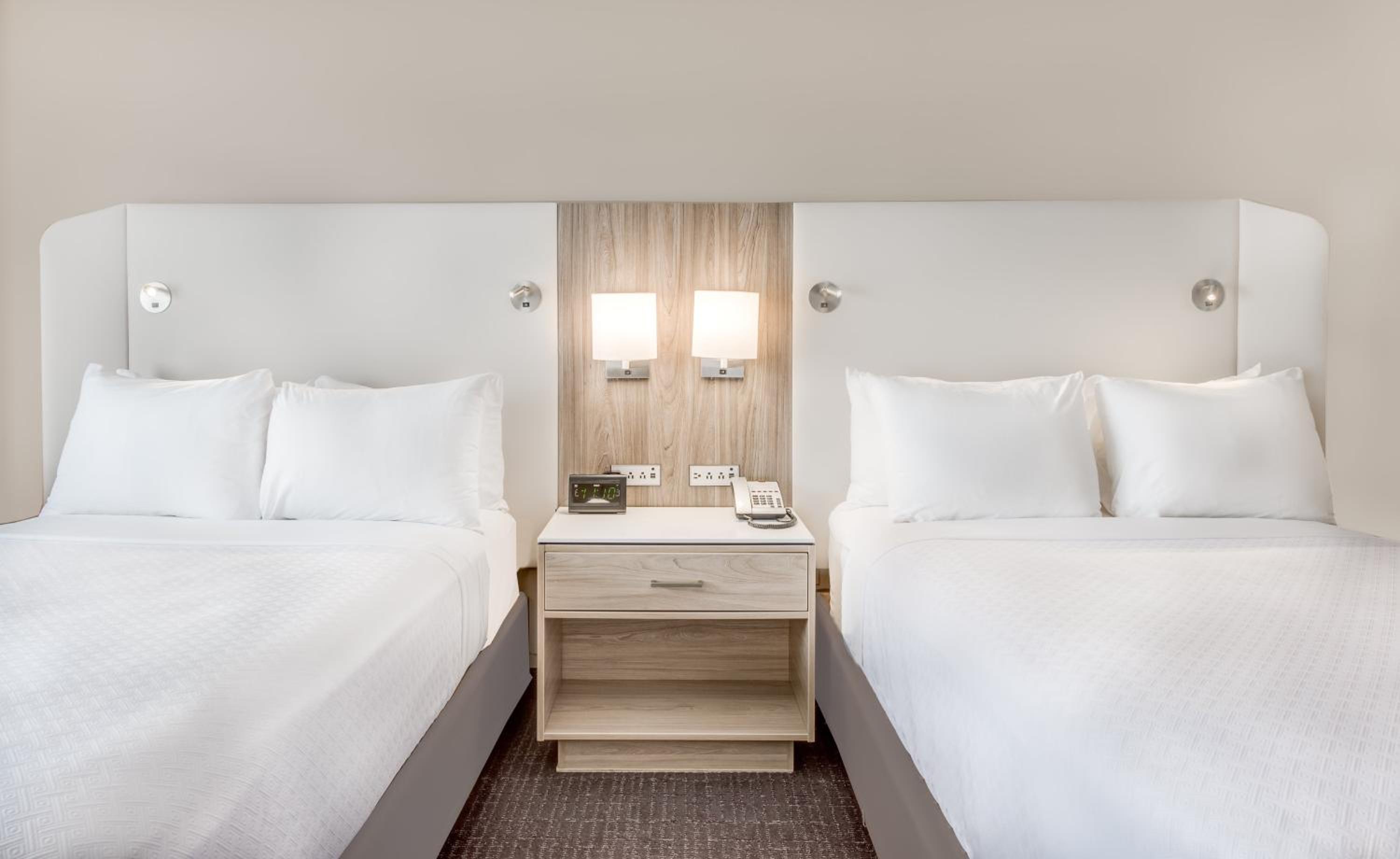 Standard Double Room with Two Double Beds - Photo 5