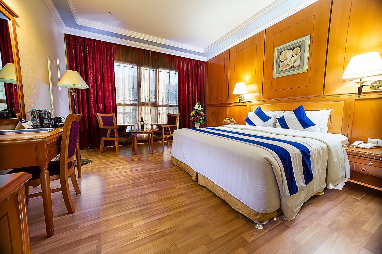 Deluxe King Room