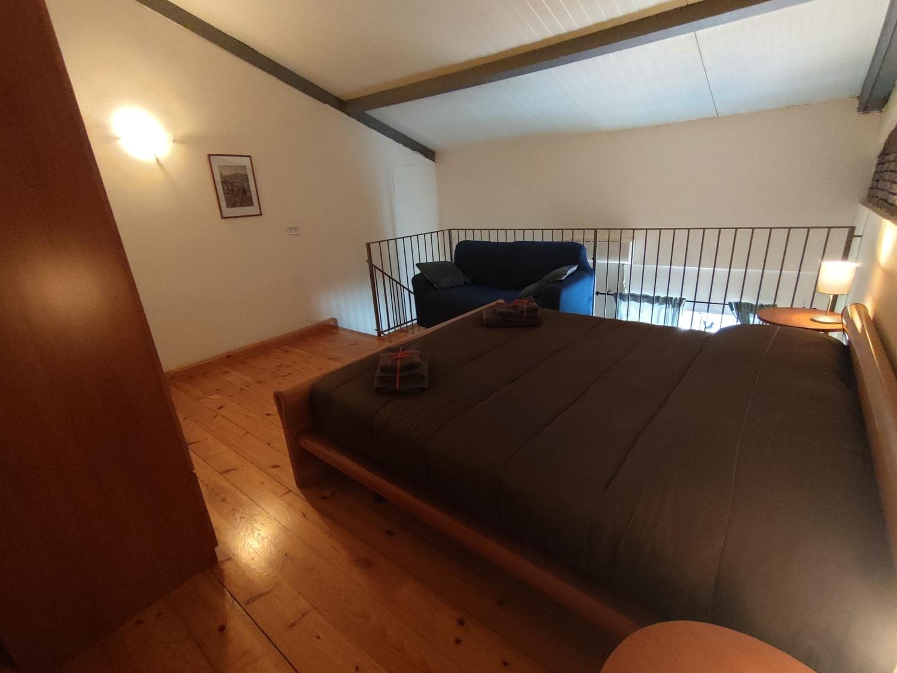 One-Bedroom Apartment - Photo 35