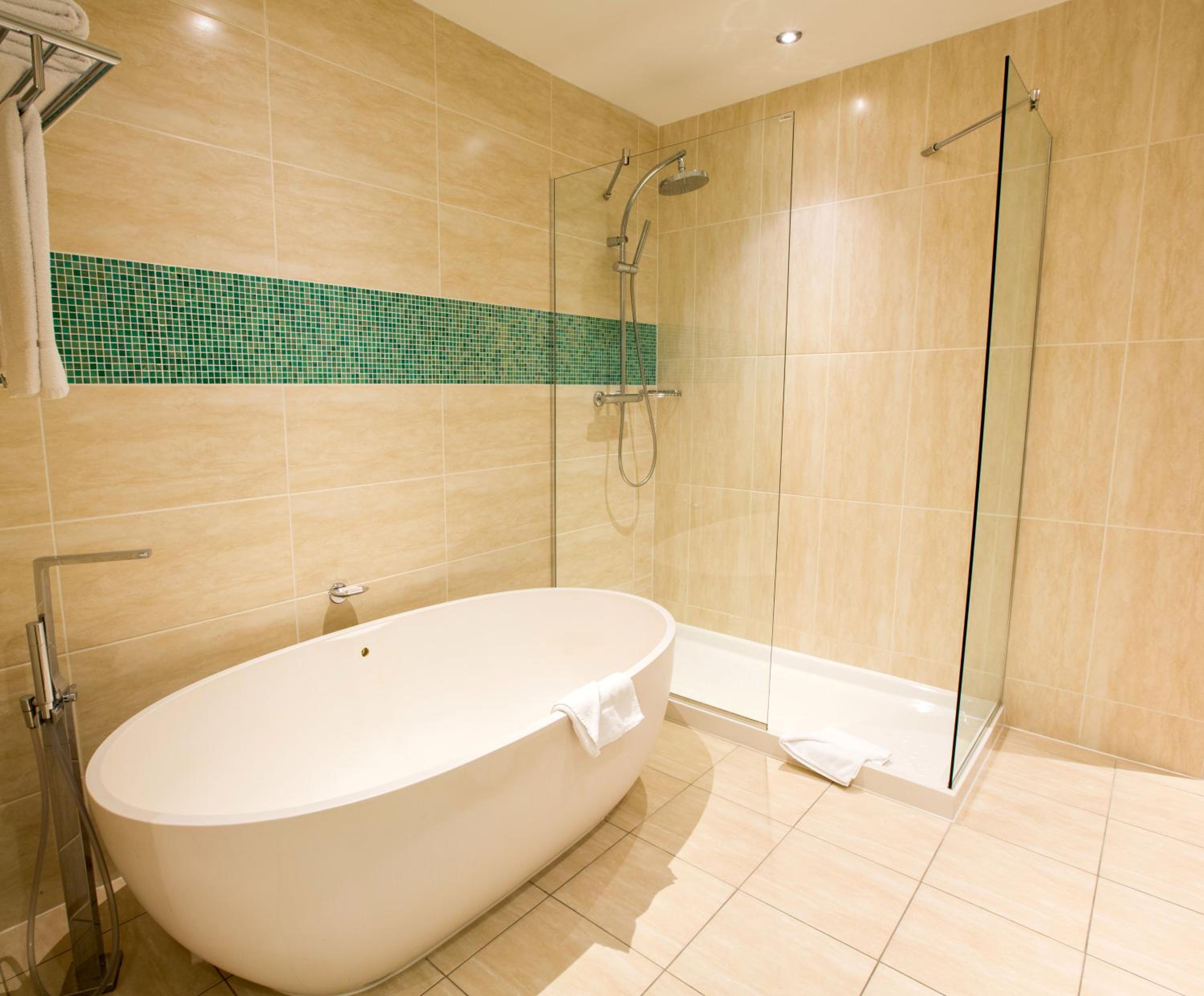 Junior King Suite photo 3