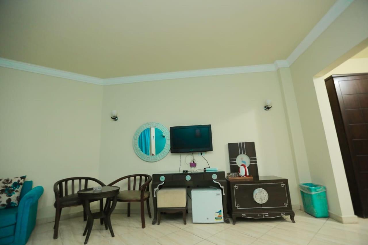 Triple Room with Pool View